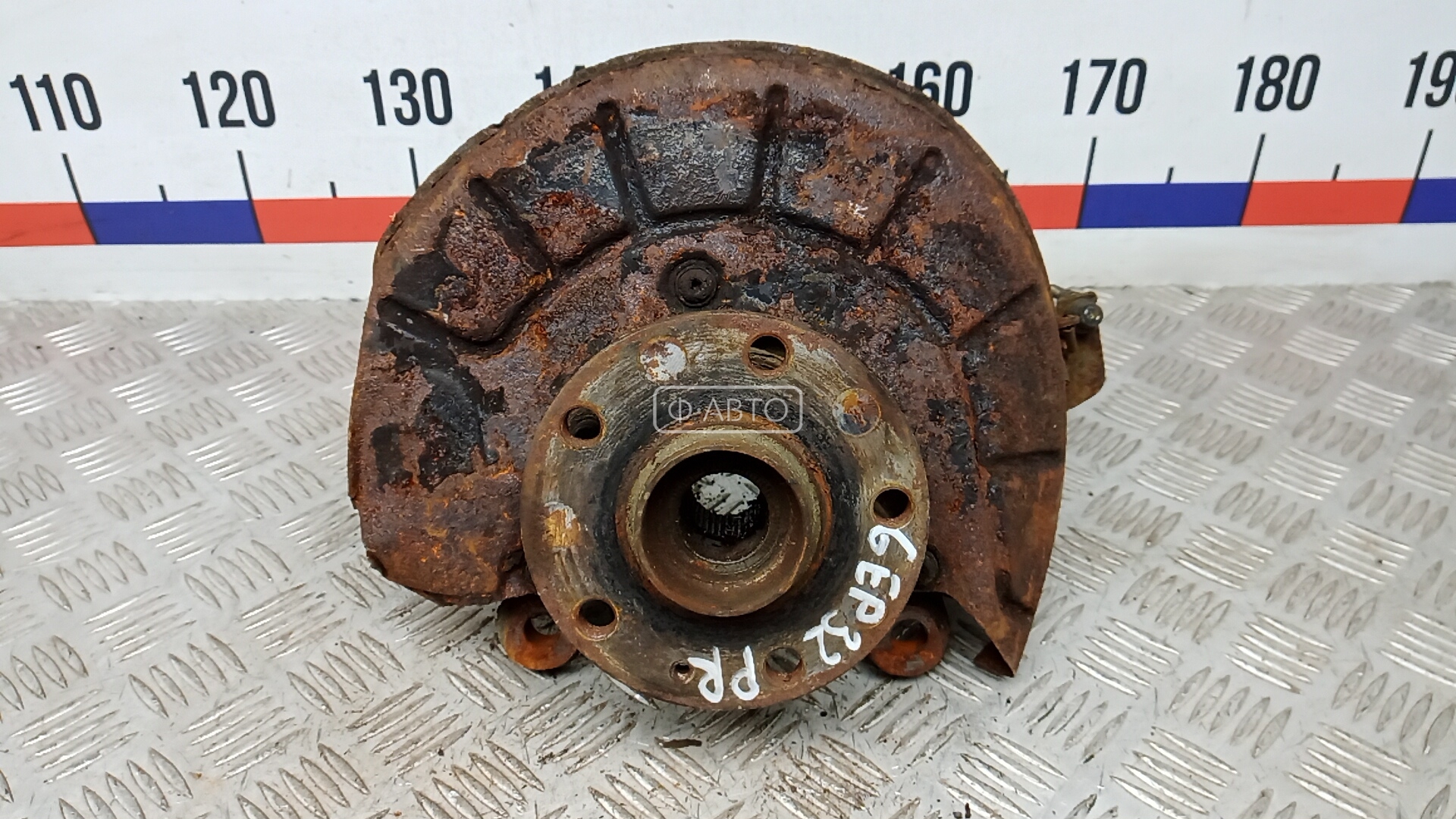 Ступица передняя правая