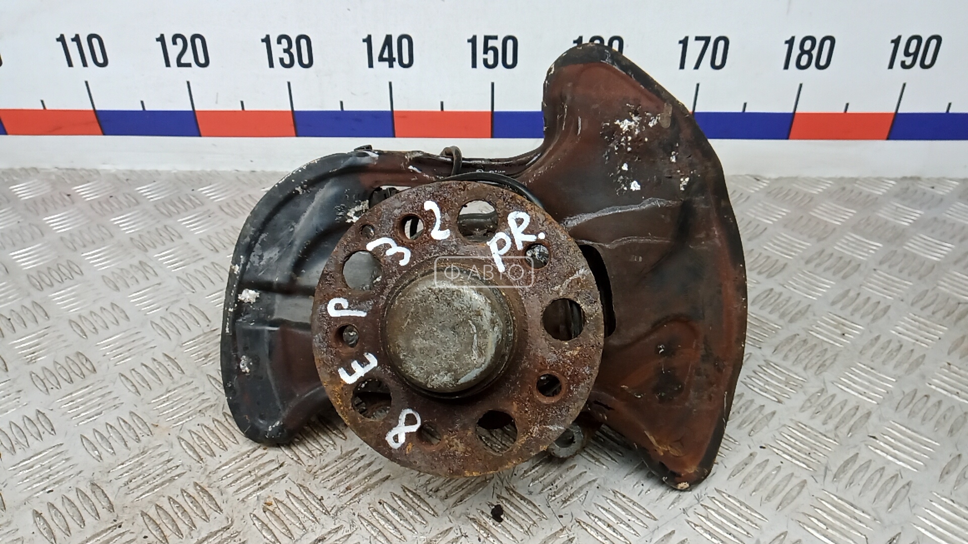 Ступица передняя правая