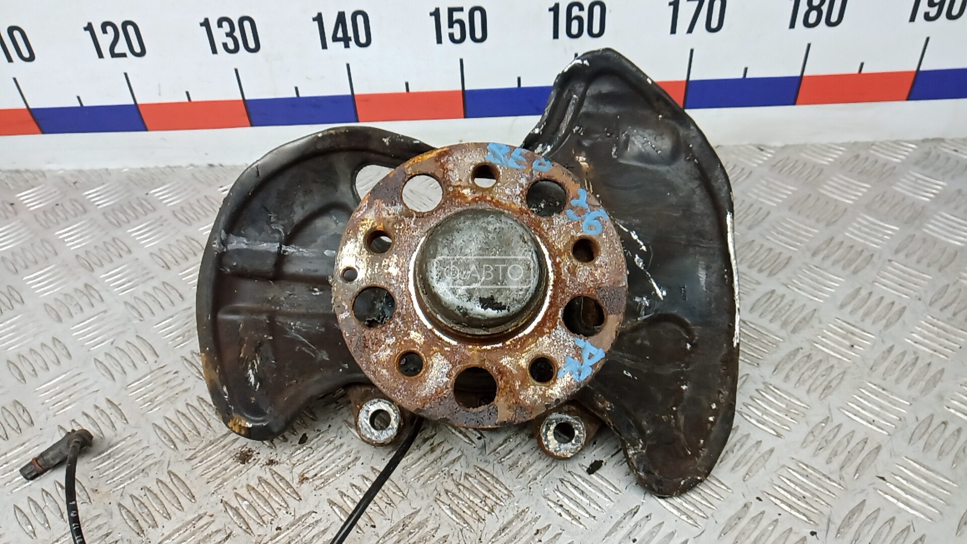 Ступица передняя правая