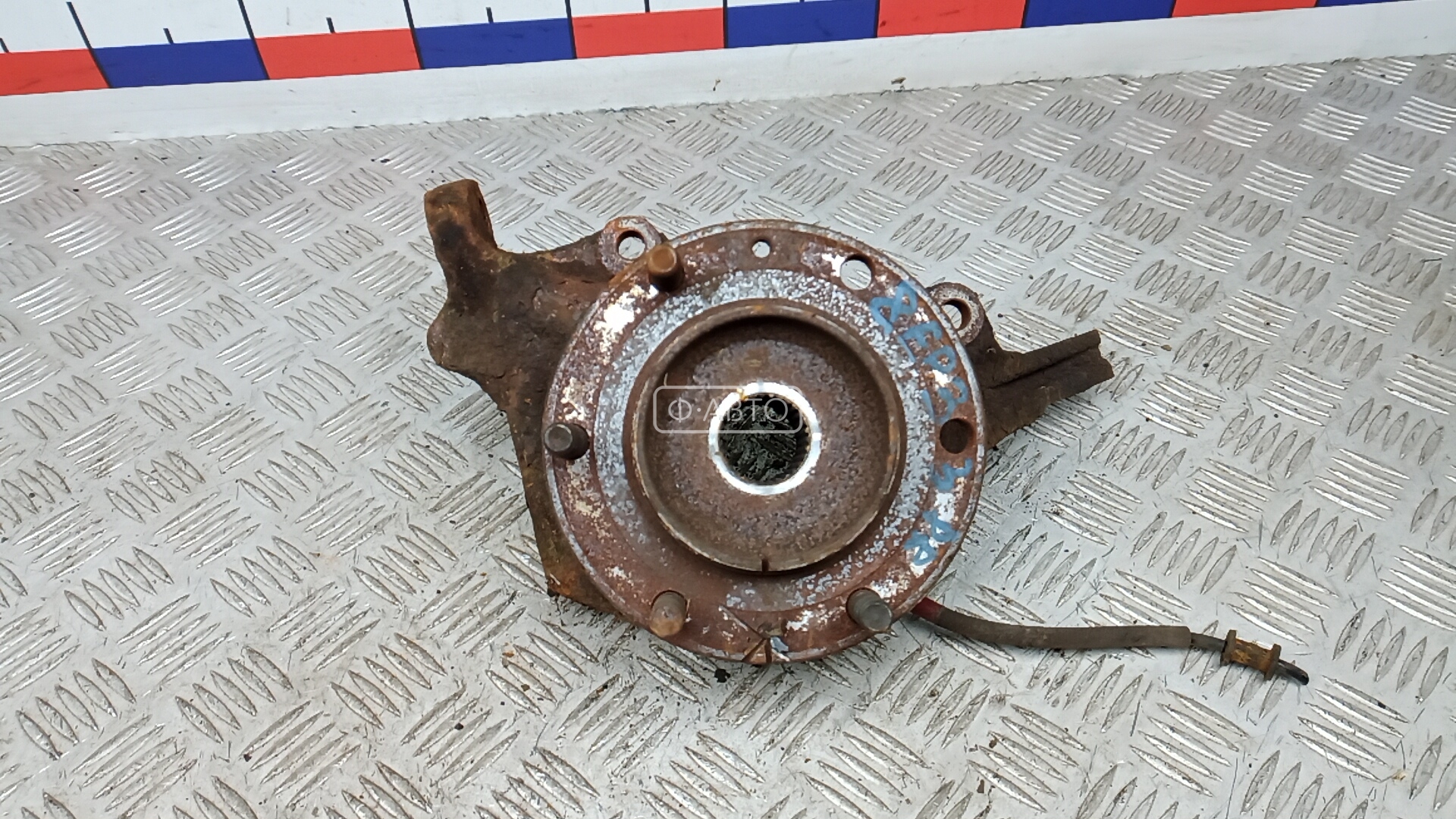 Ступица передняя правая