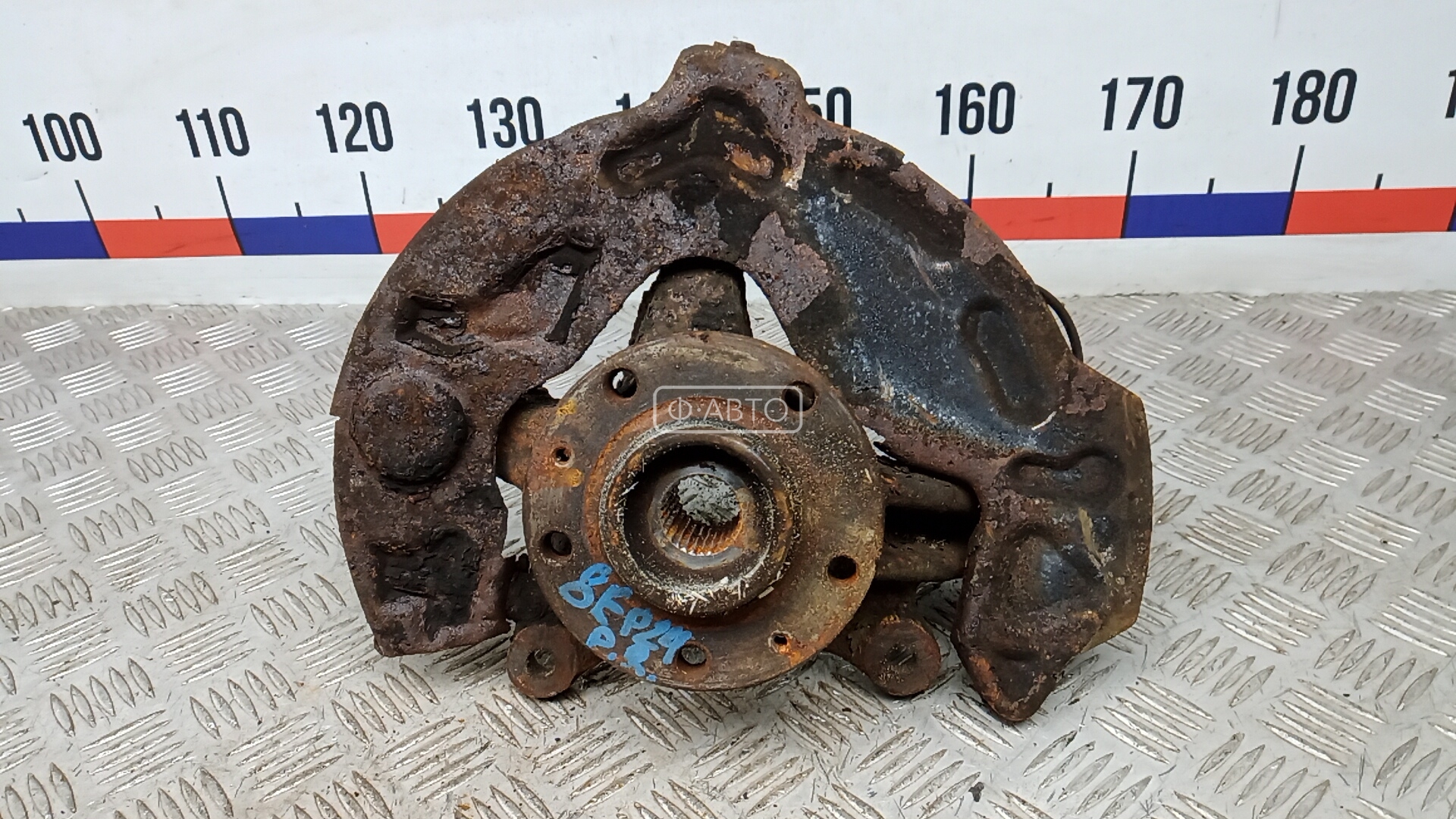 Ступица передняя правая