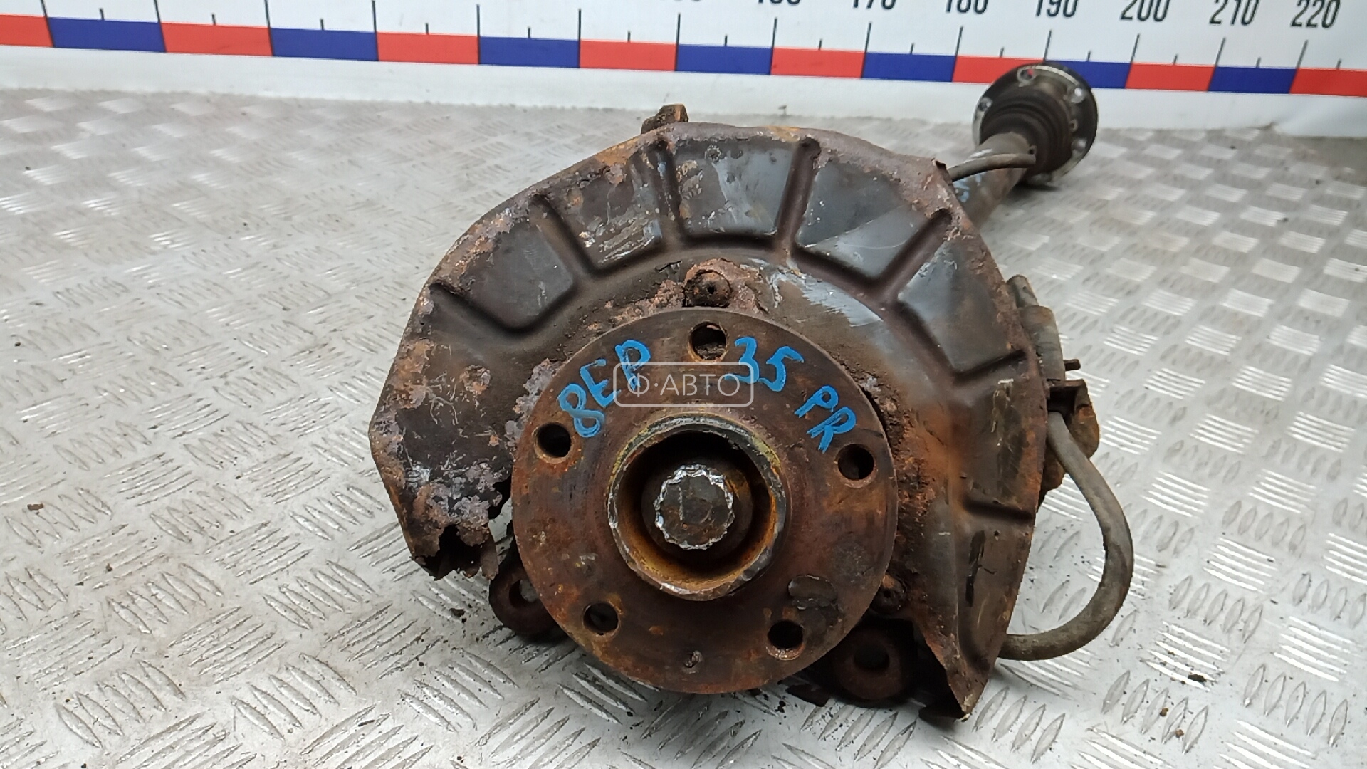 Ступица передняя правая