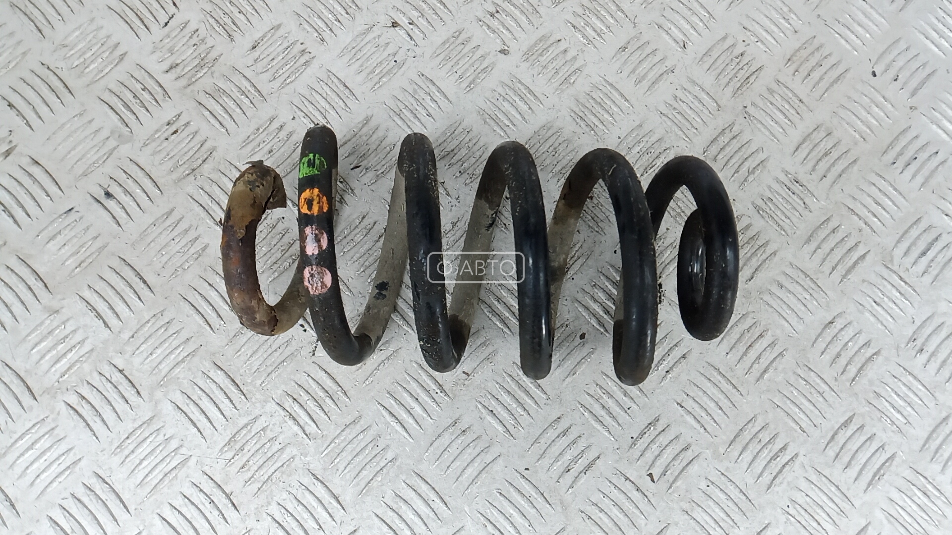 Пружина задняя