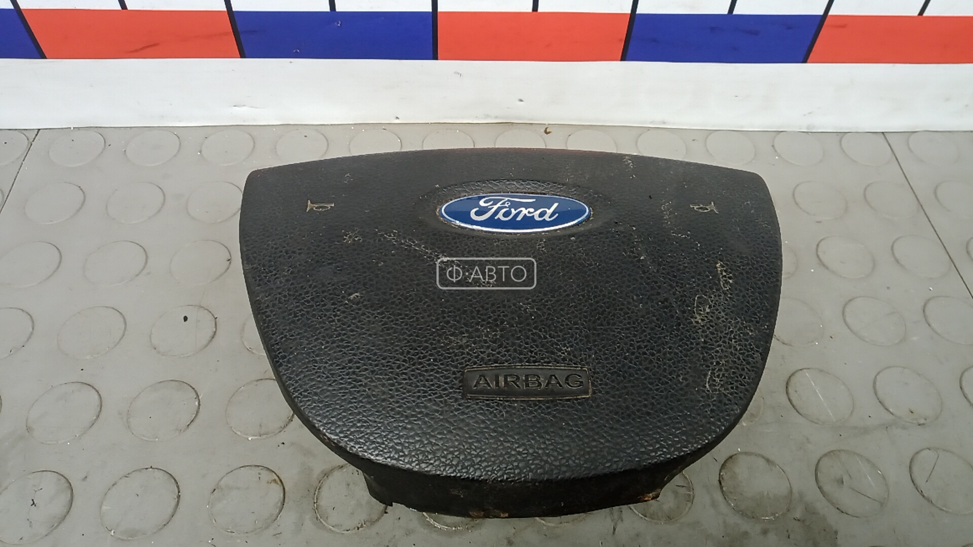 Подушка безопасности водителя