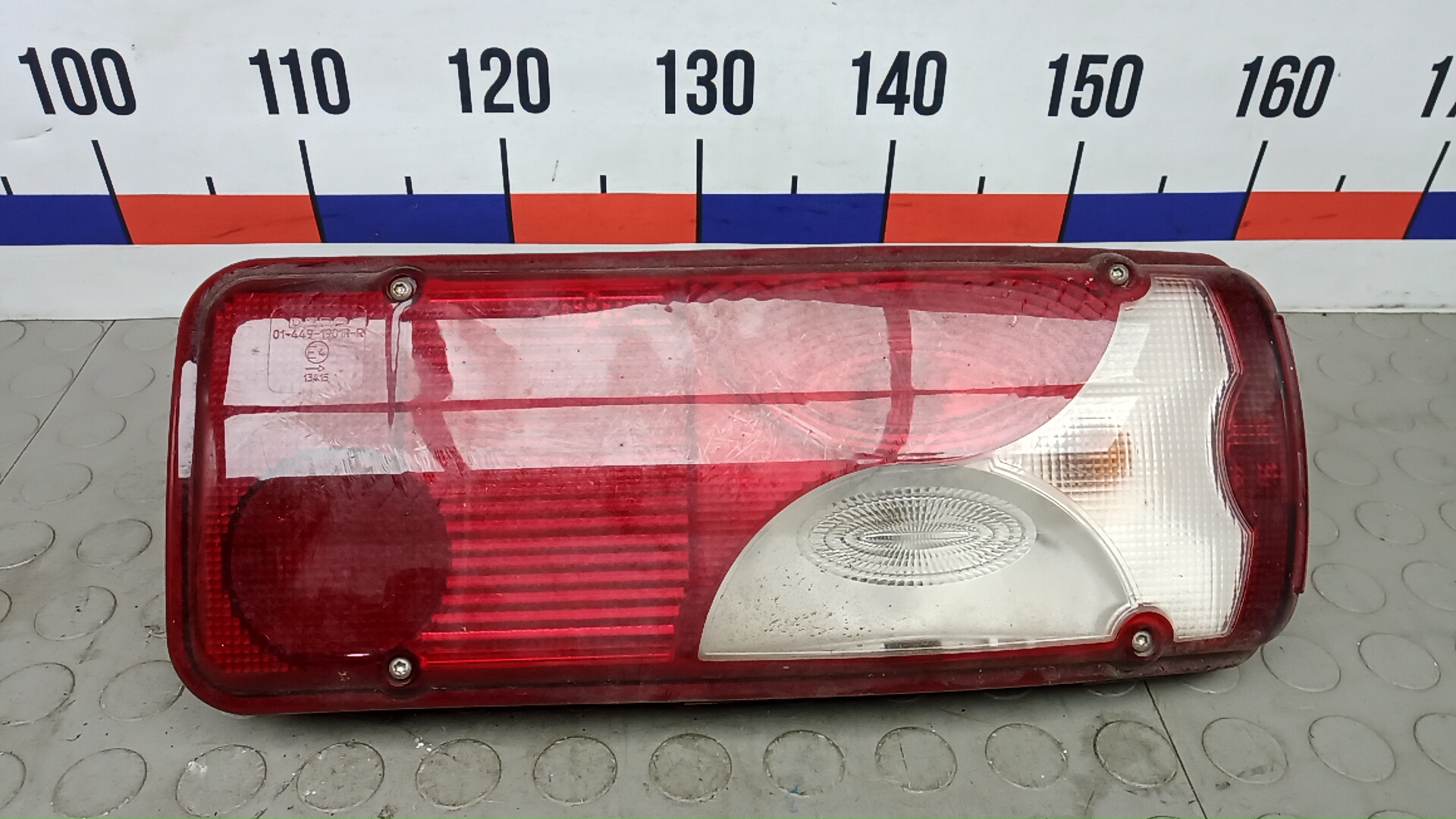 Фонарь задний правый VOLKSWAGEN CRAFTER 1