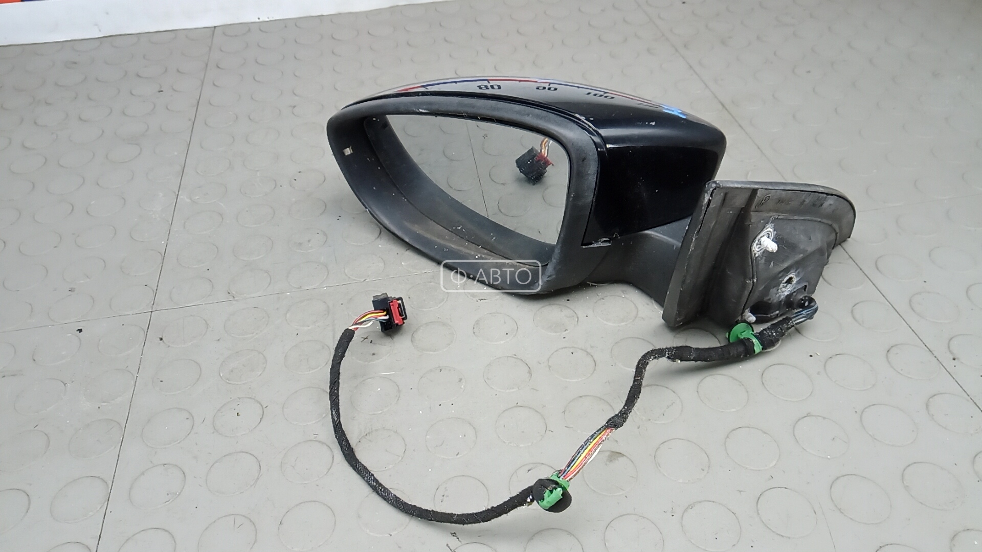 Зеркало наружное левое