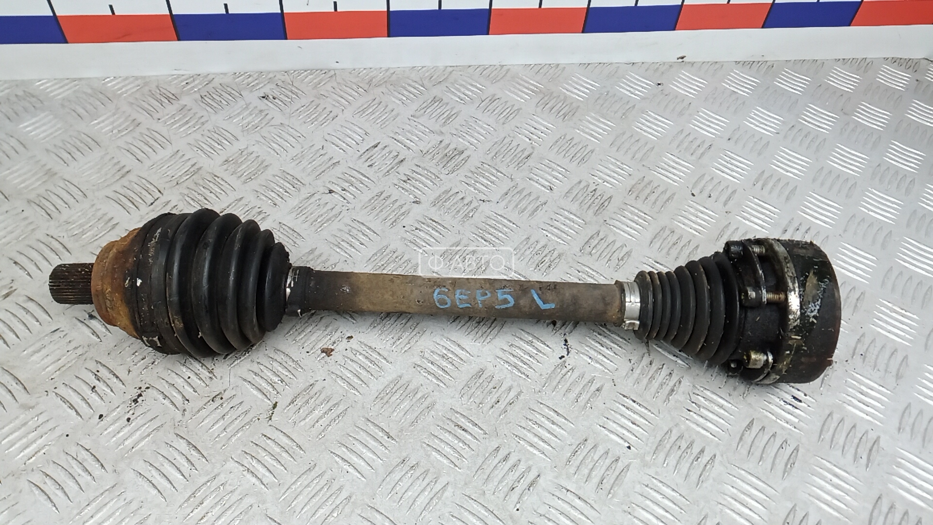 Привод передний левый