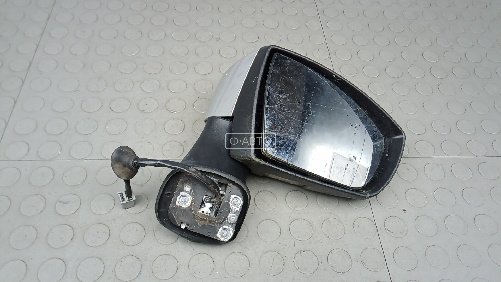 Зеркало наружное правое