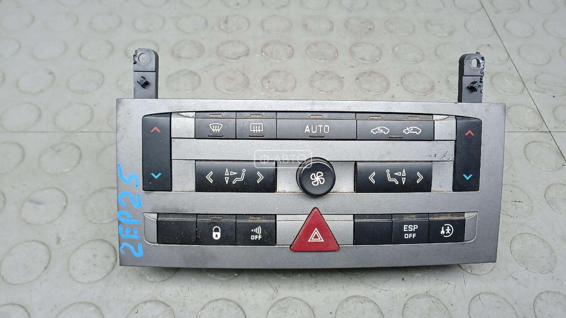 Блок управления печки и климат-контроля