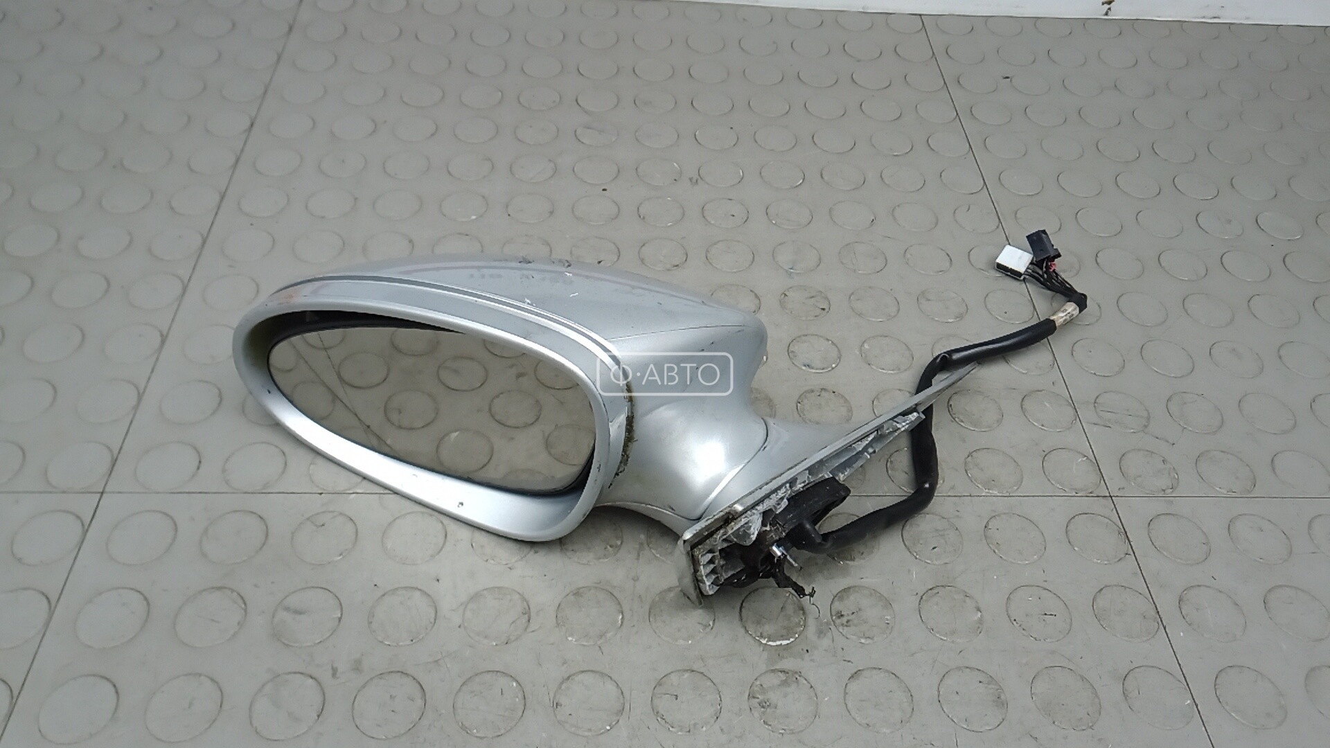 Зеркало наружное левое