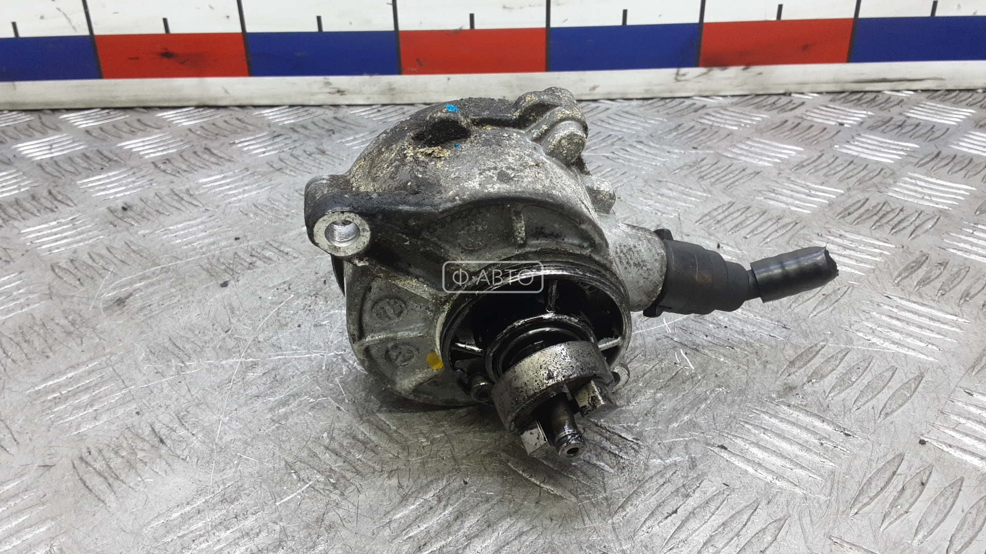 Насос вакуумный