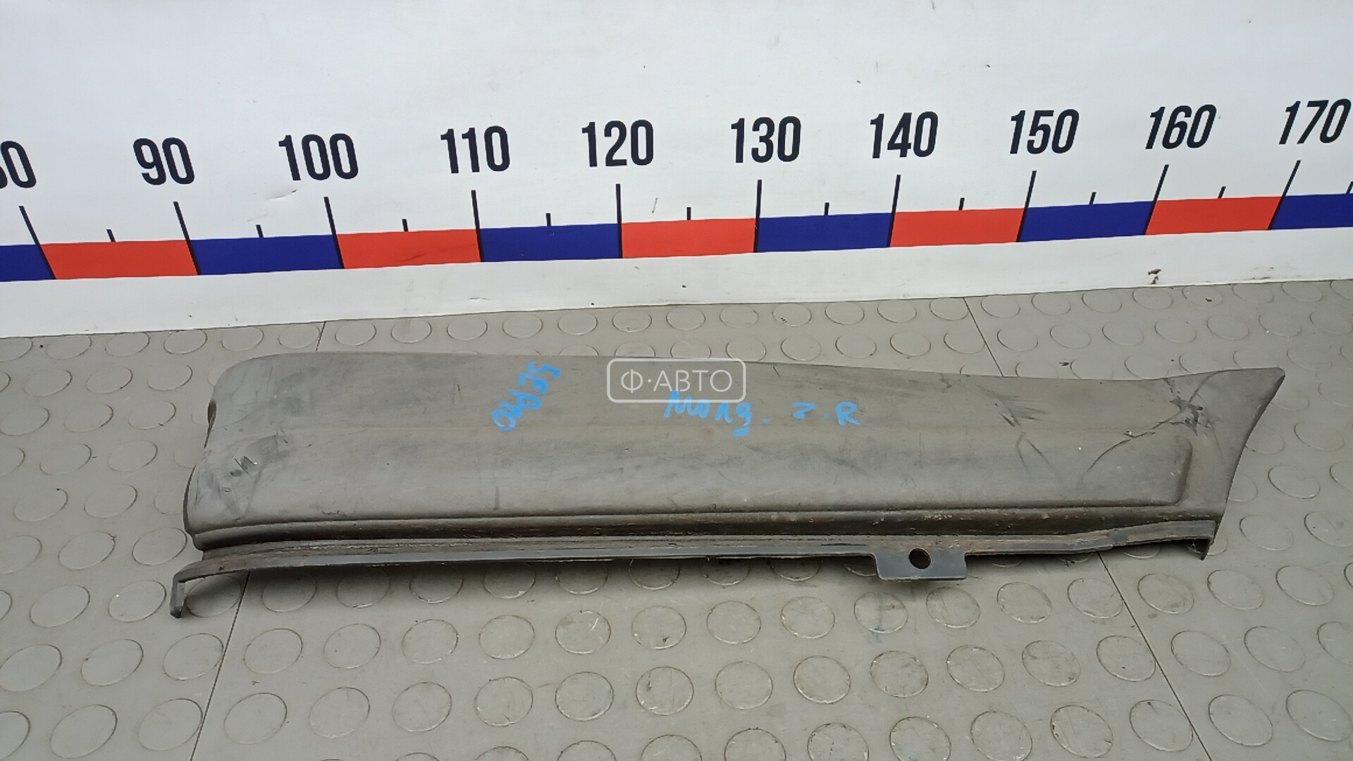 Молдинг крыла заднего правого
