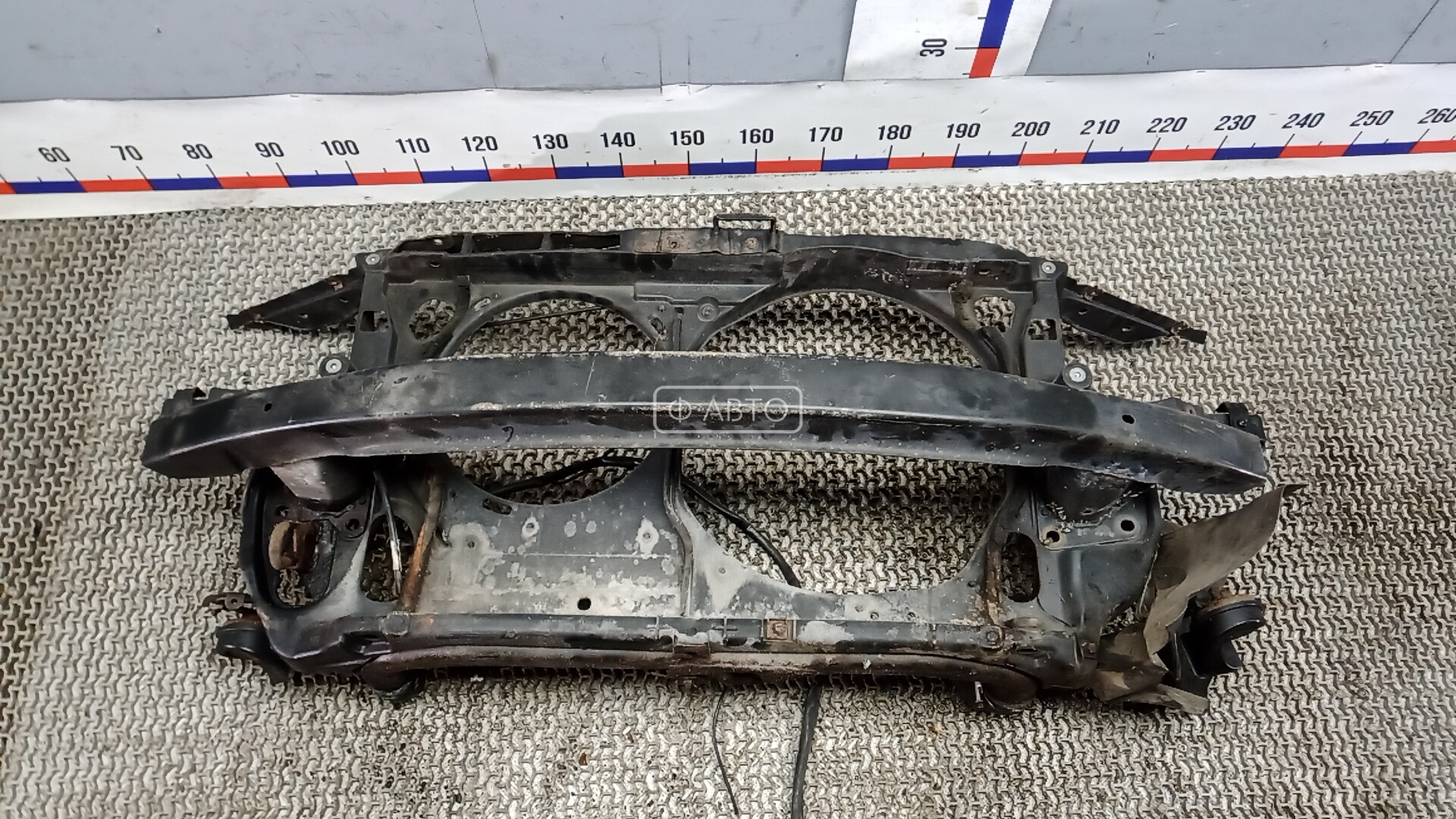 Передняя панель крепления облицовки (телевизор)