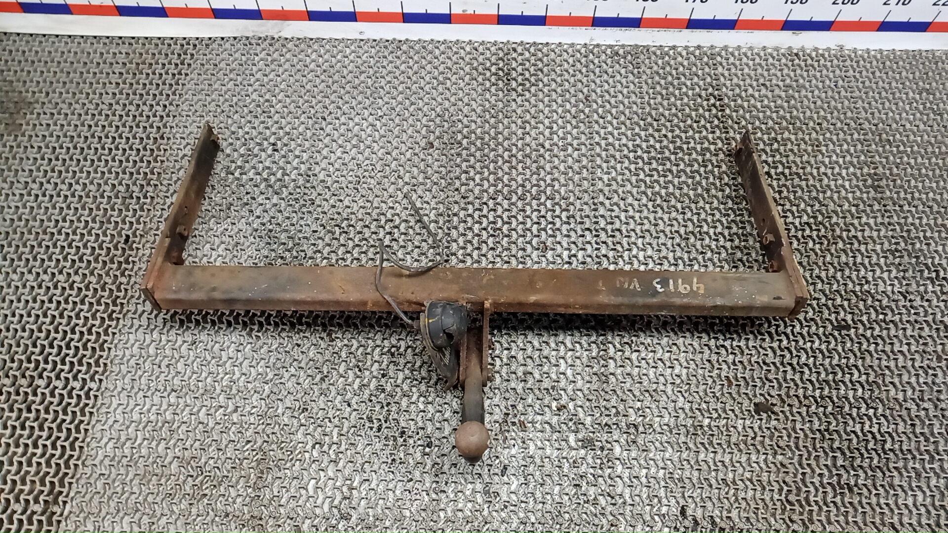 Фаркоп (прицепное устройство) VOLKSWAGEN TIGUAN 1