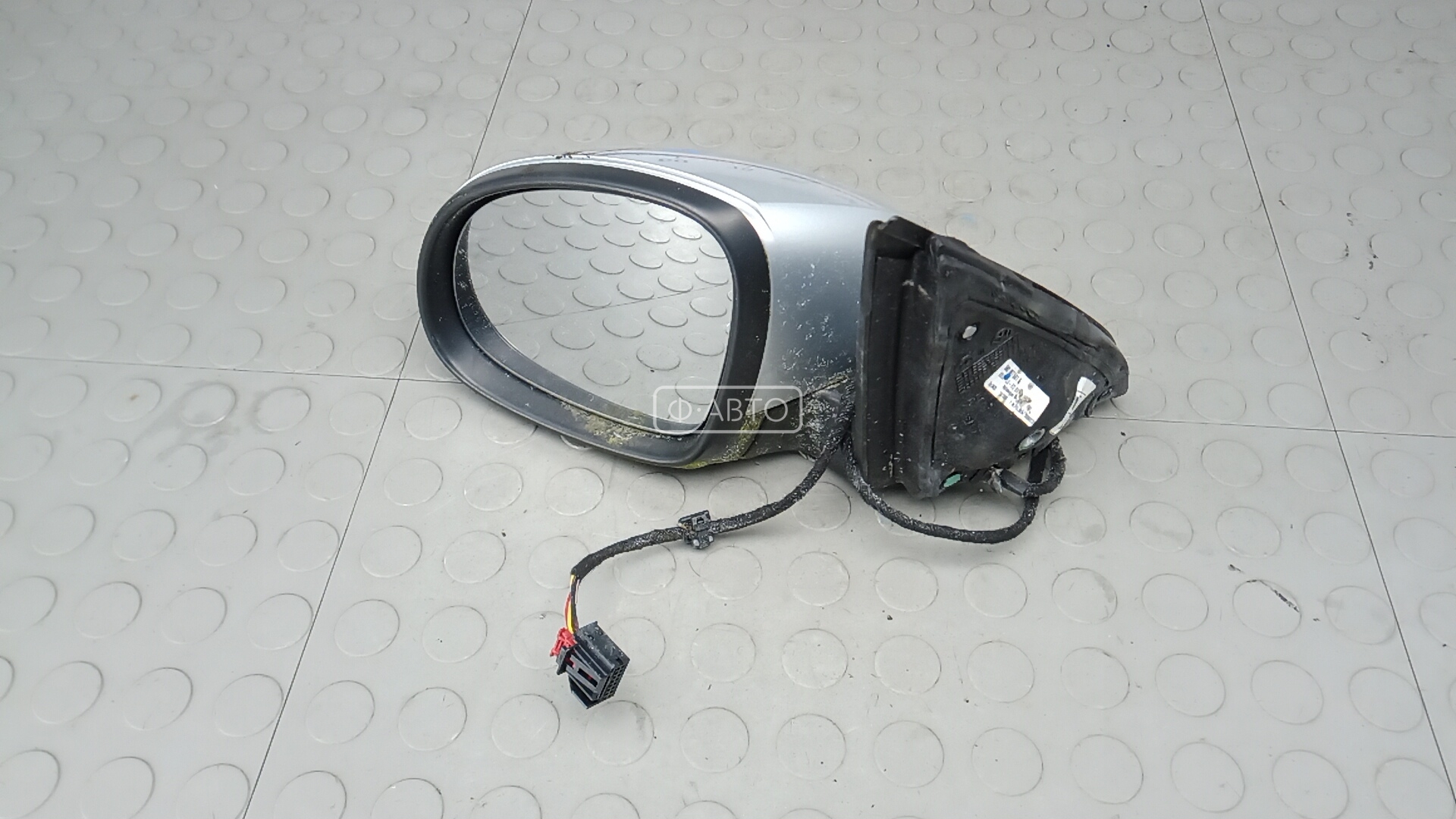 Зеркало наружное левое