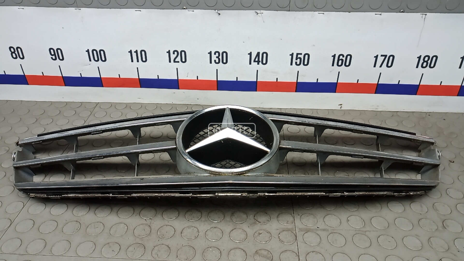 Решетка радиатора