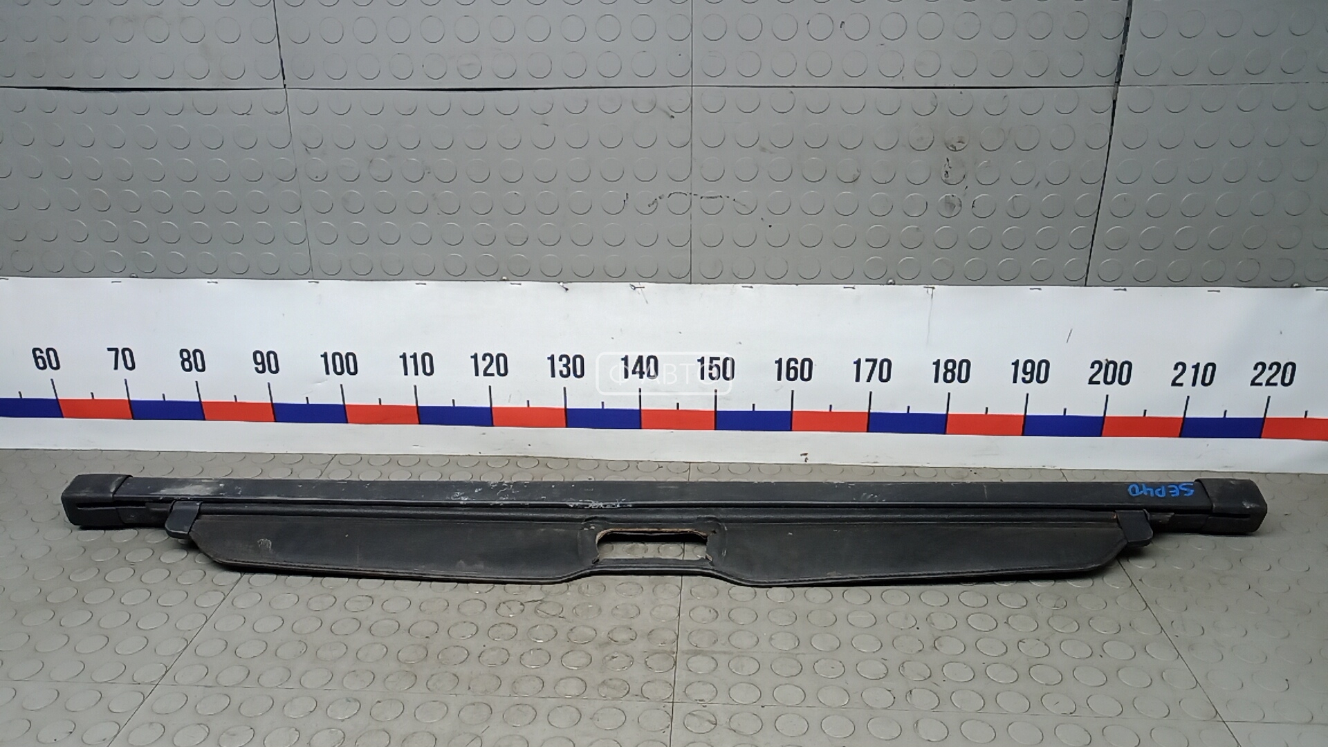 Шторка багажника