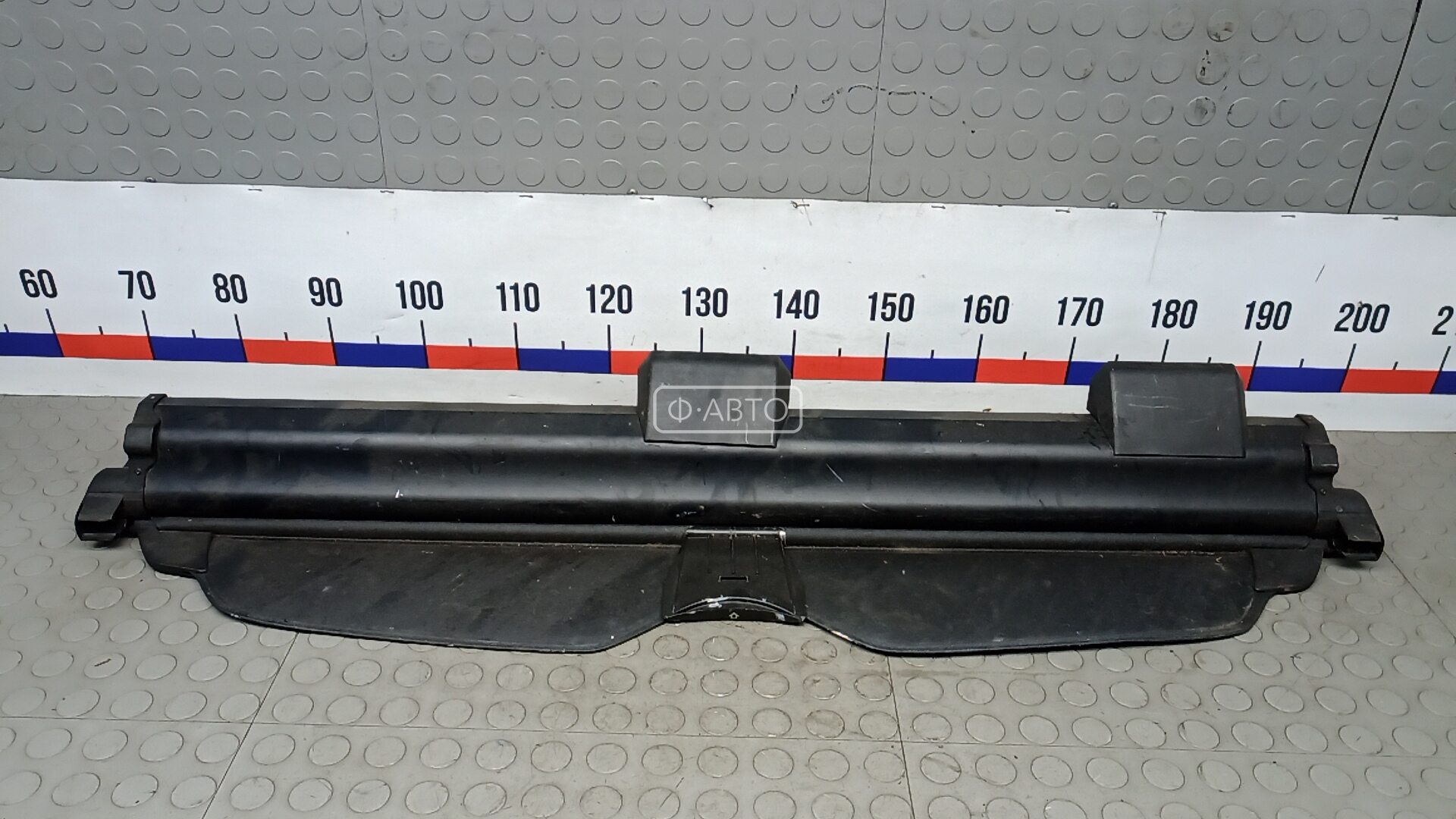 Шторка багажника