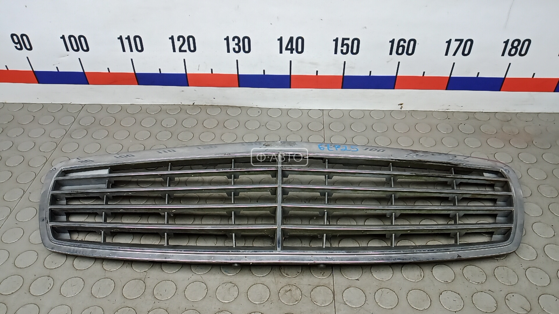 Решетка радиатора