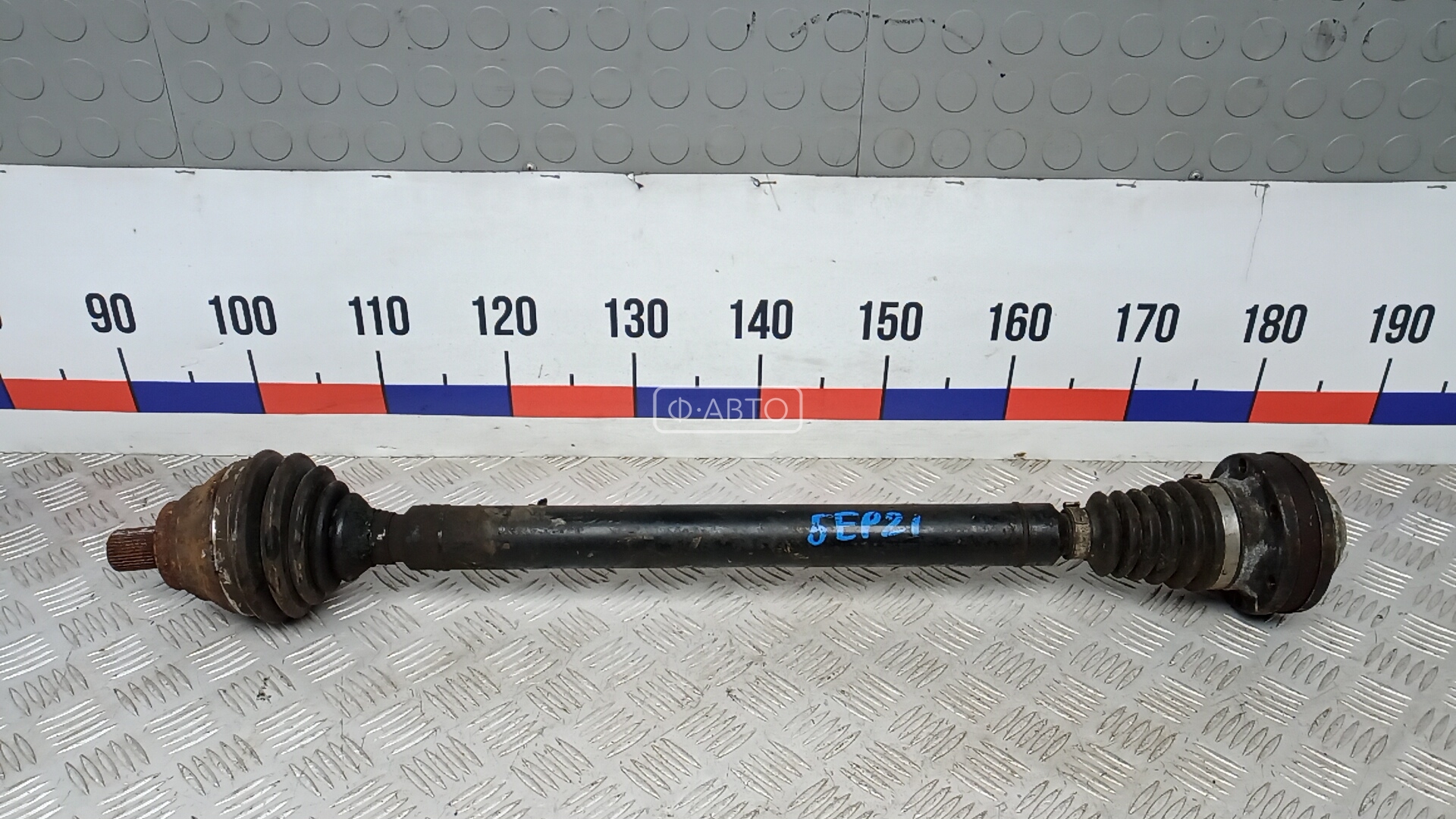 Привод передний правый