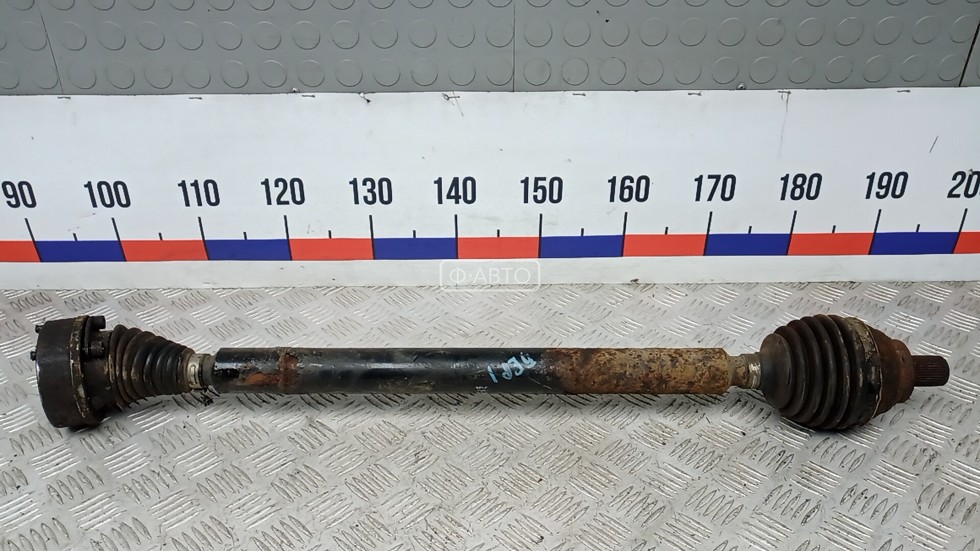 Привод передний правый