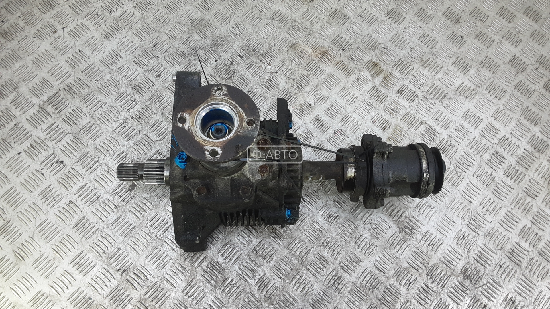 Раздаточная коробка