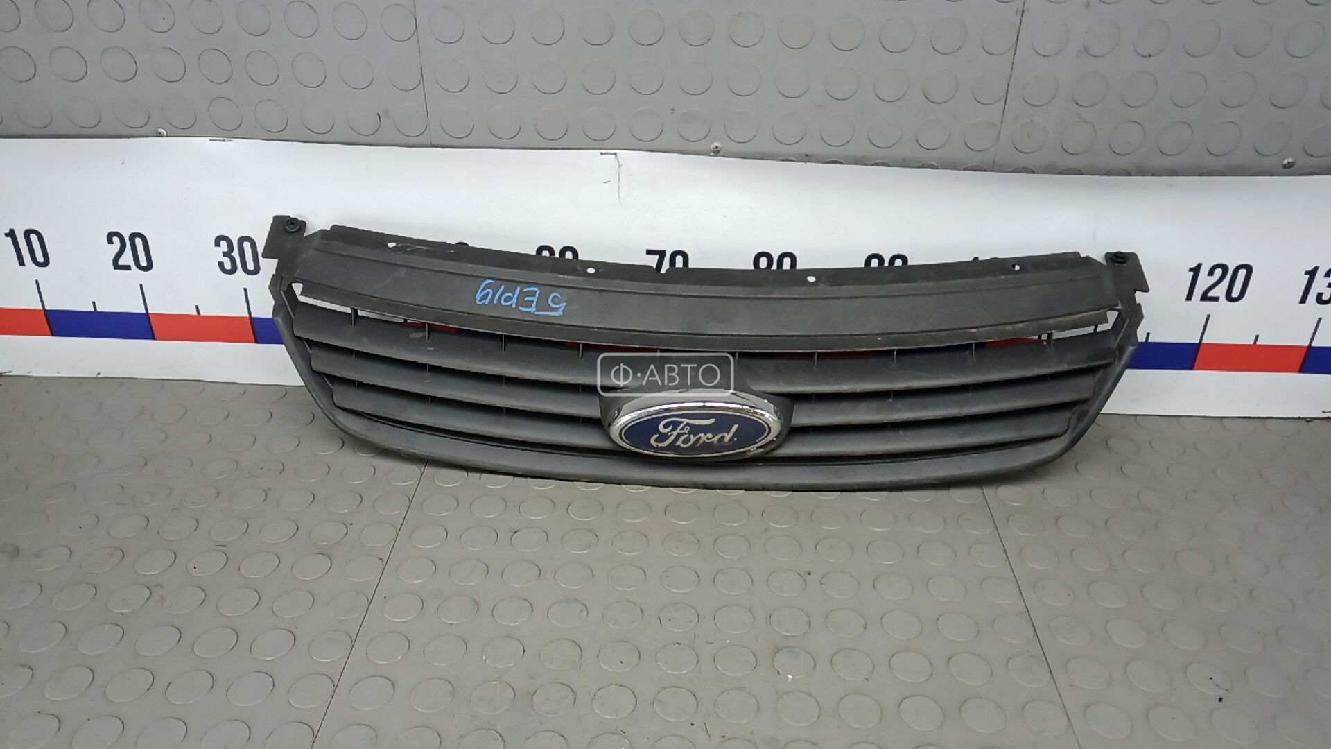 Решетка радиатора