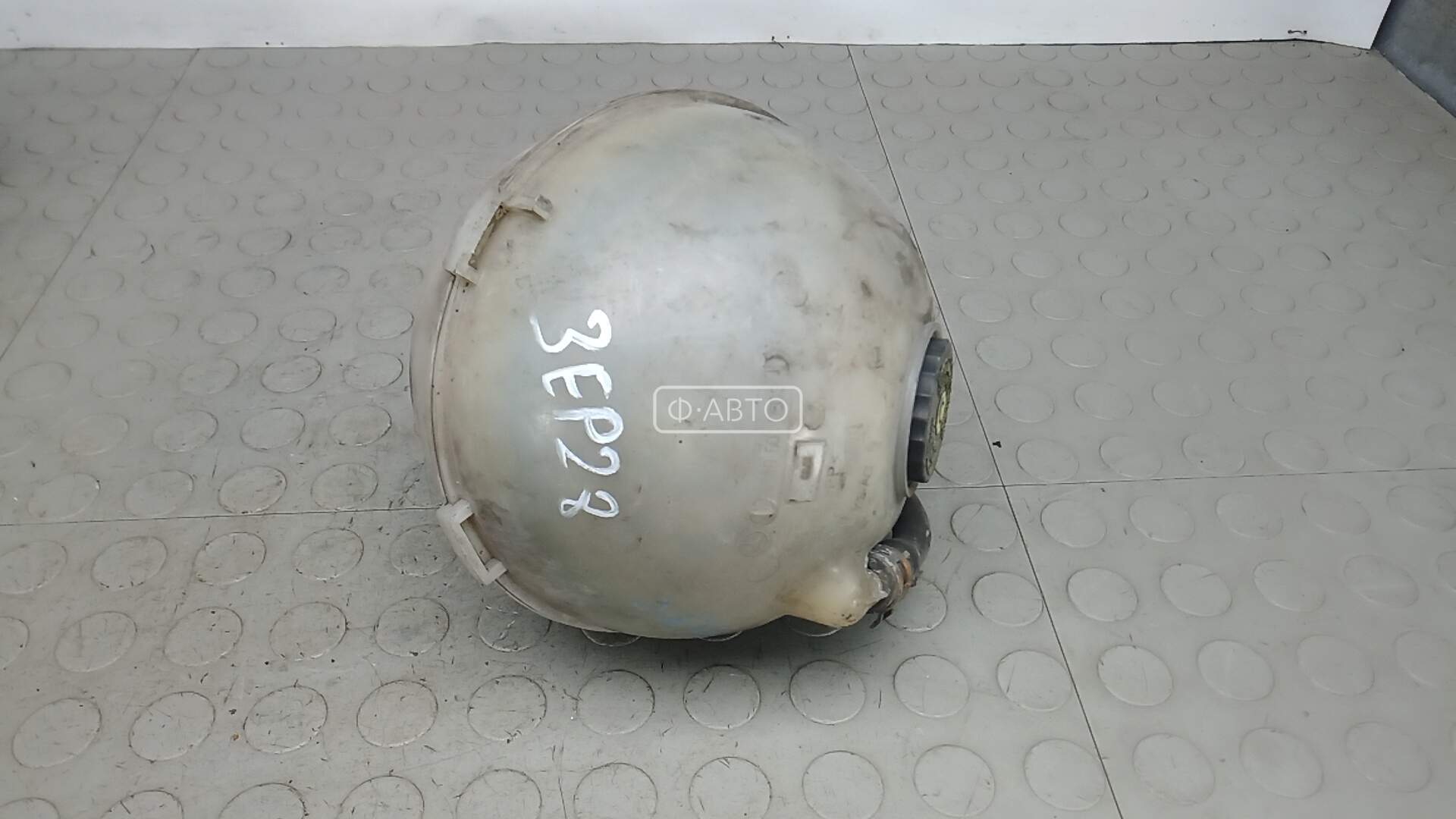 Бачок расширительный