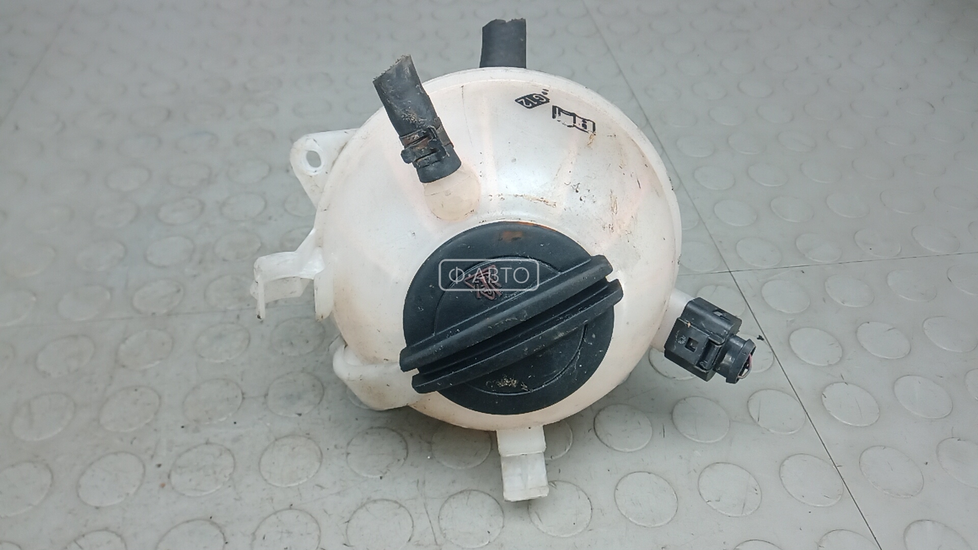 Бачок расширительный