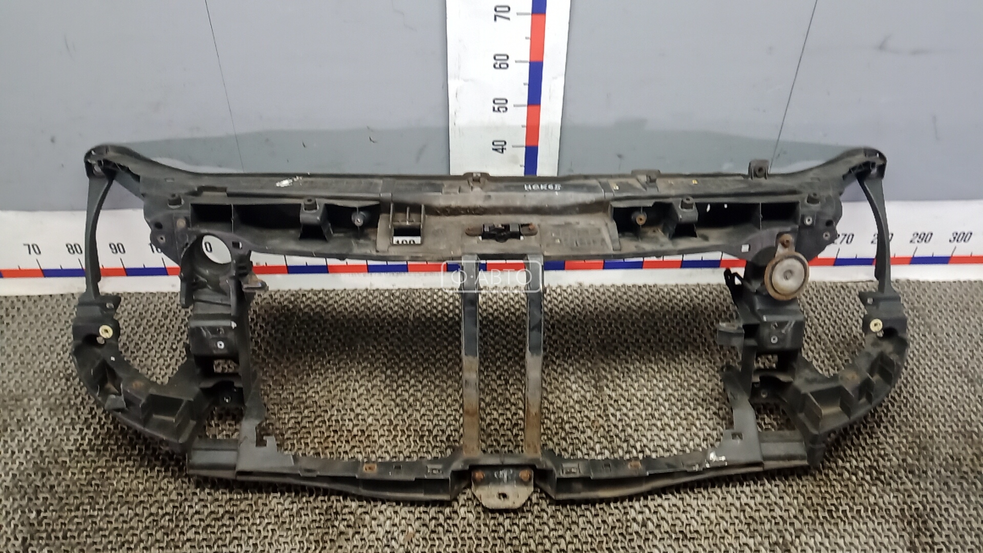 Передняя панель крепления облицовки (телевизор)