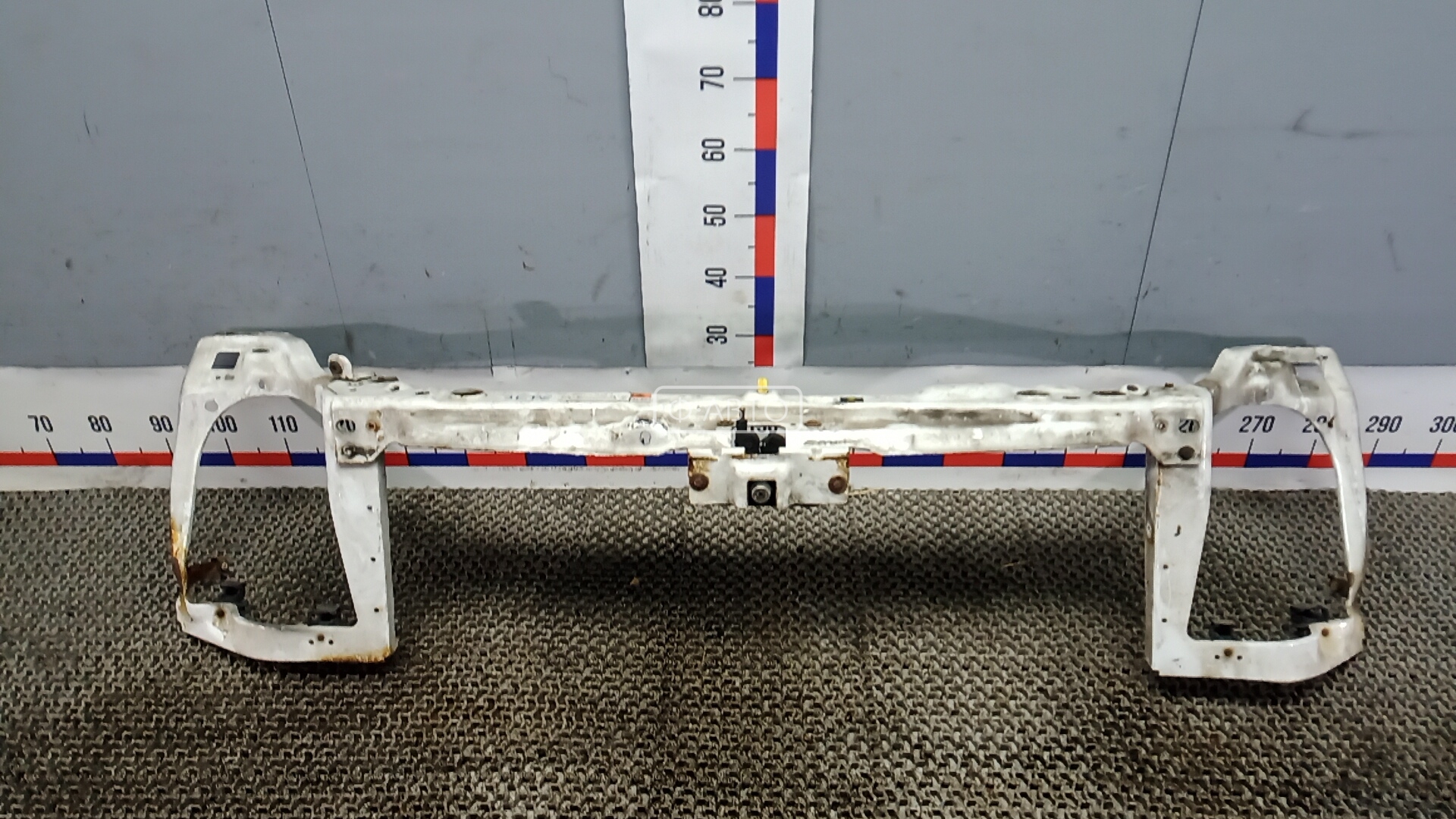 Передняя панель крепления облицовки (телевизор)