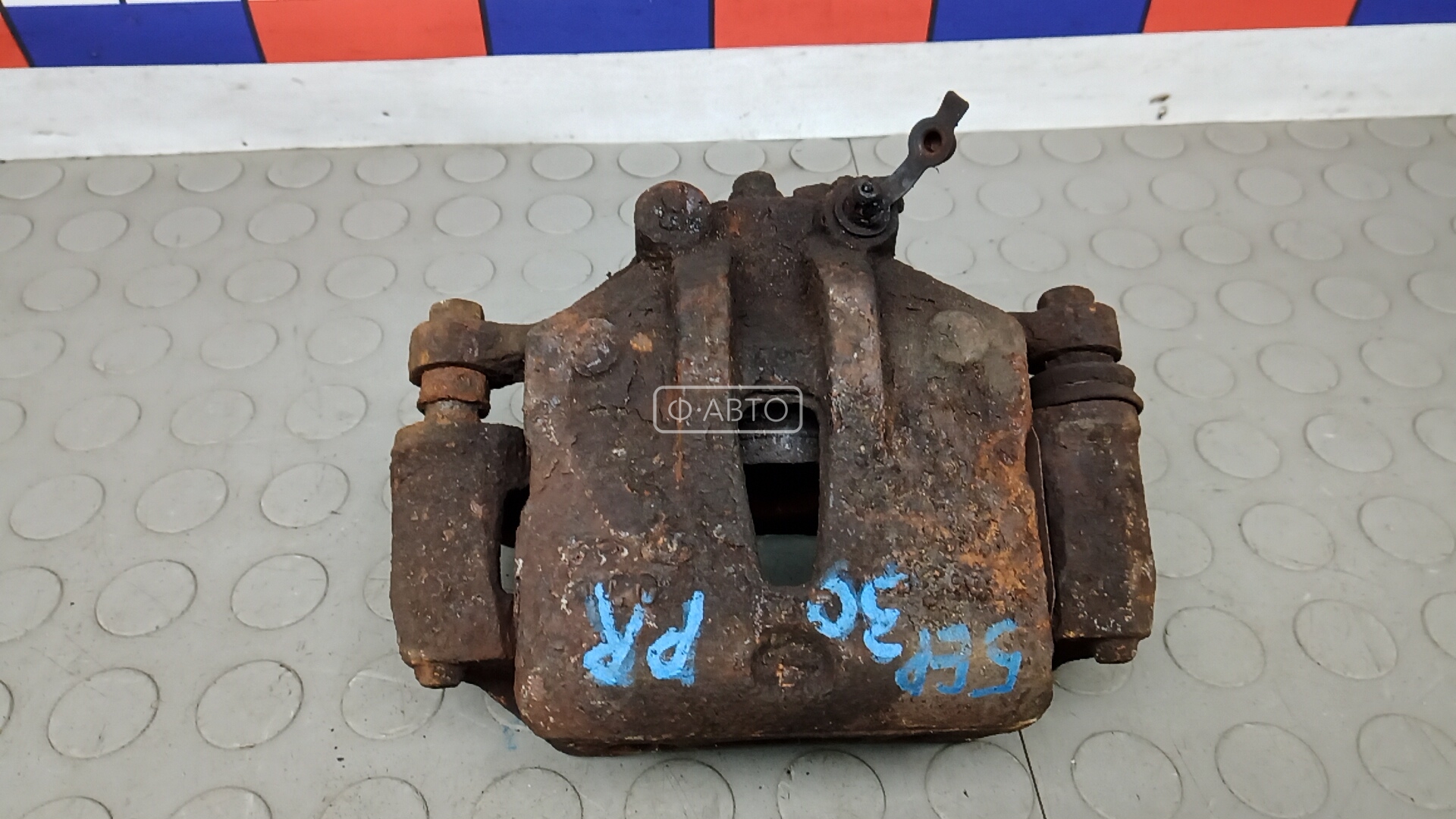 Суппорт тормозной передний правый