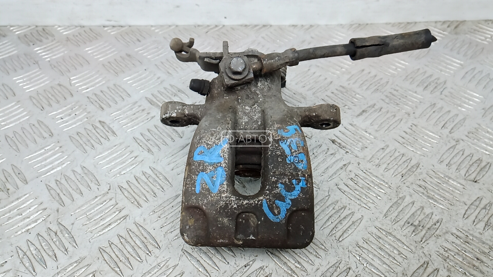 Суппорт тормозной задний правый