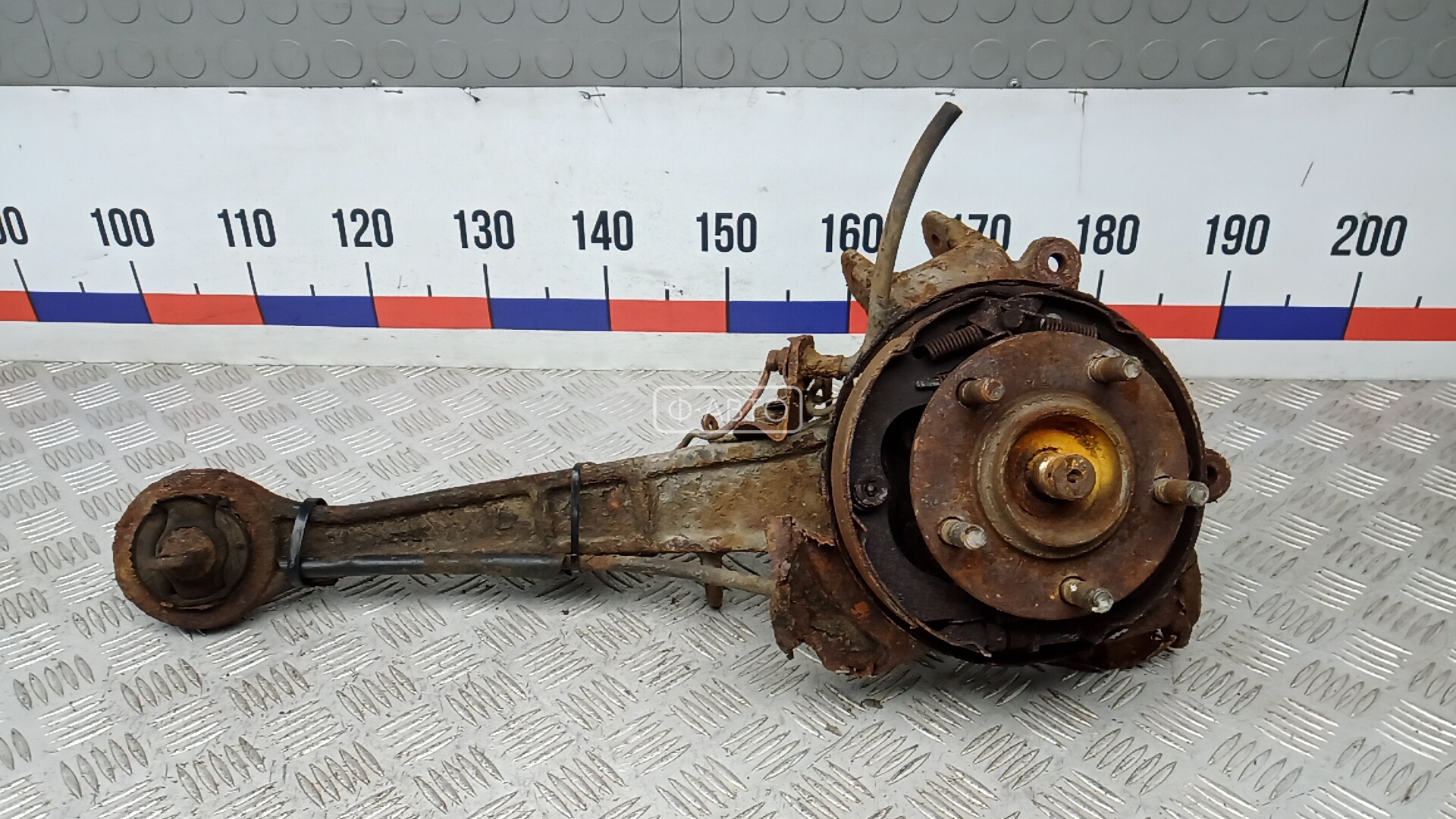 Ступица задняя левая