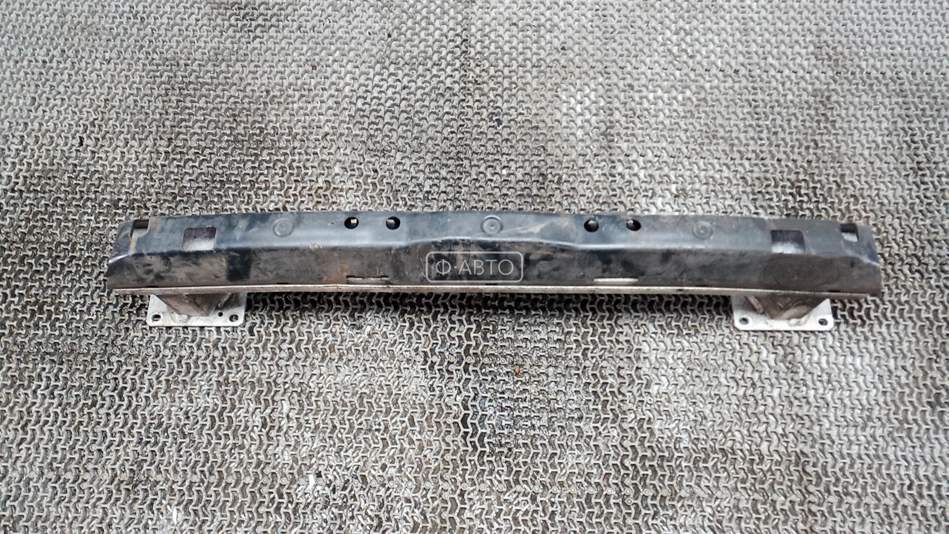 Усилитель бампера передний (кронштейн)