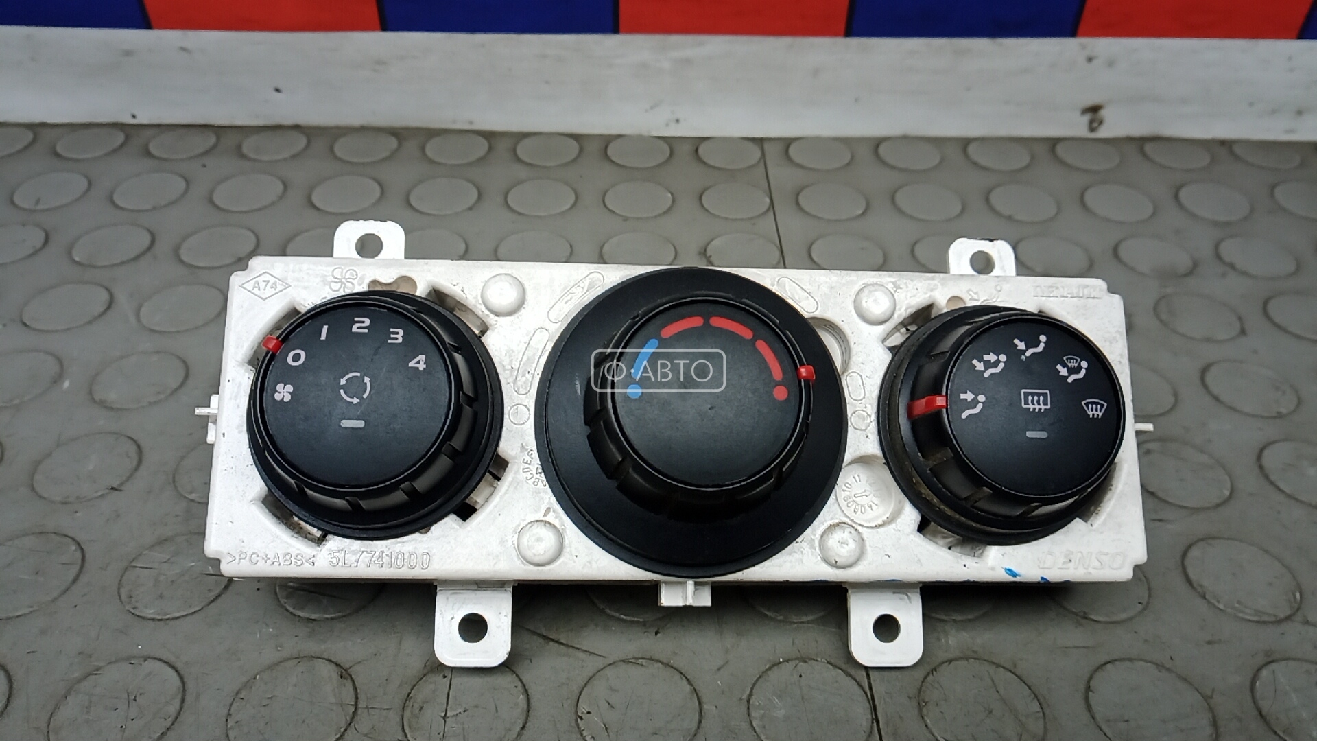 Блок управления печки и климат-контроля