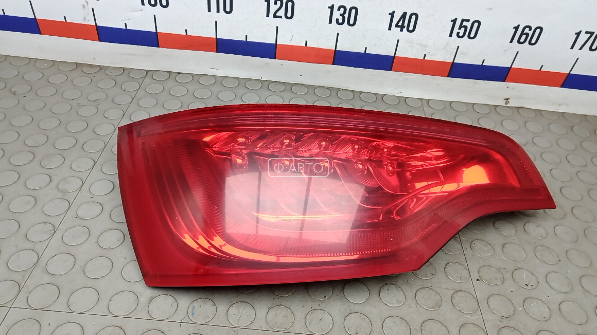 Фонарь задний левый