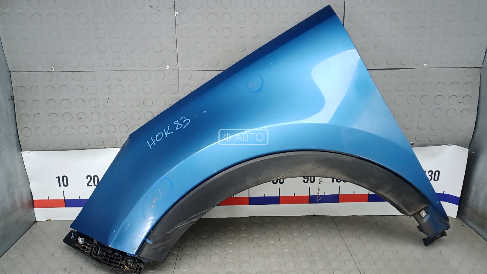 Крыло переднее левое