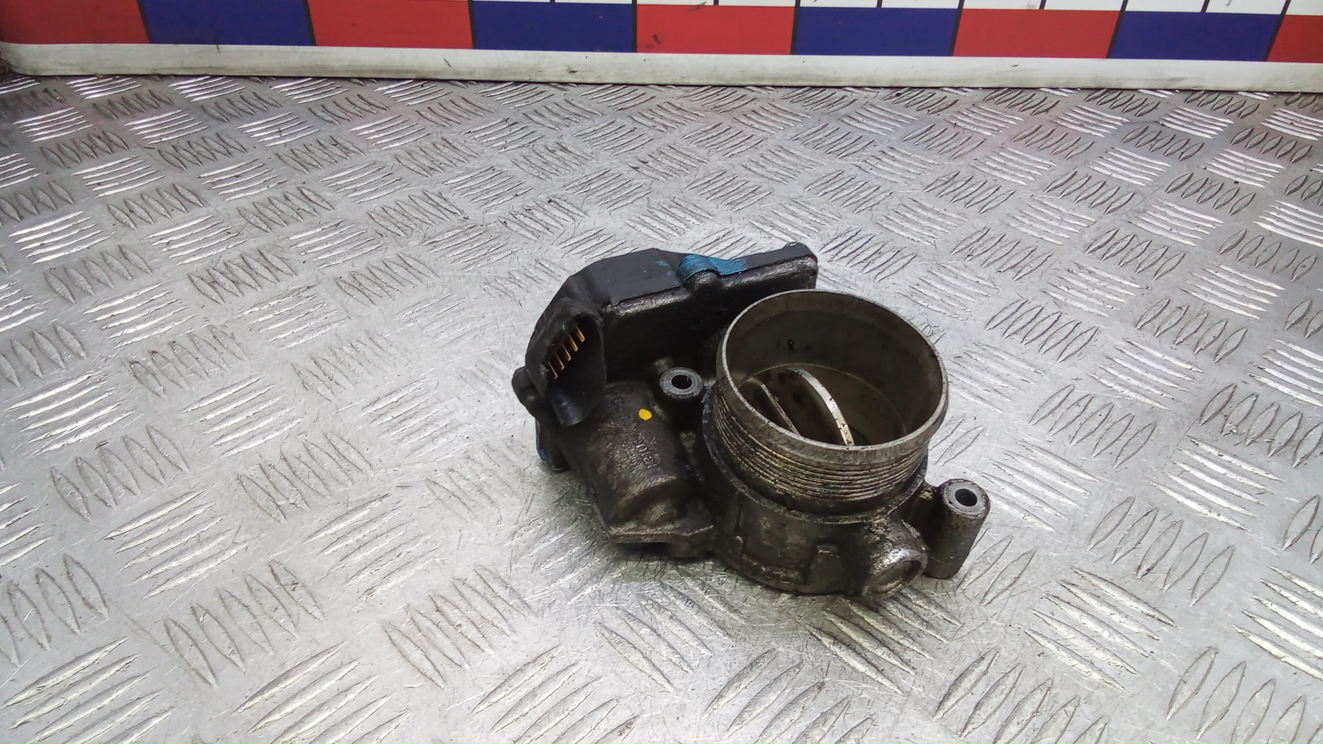 Дроссельная заслонка дизельная VOLKSWAGEN CRAFTER 1