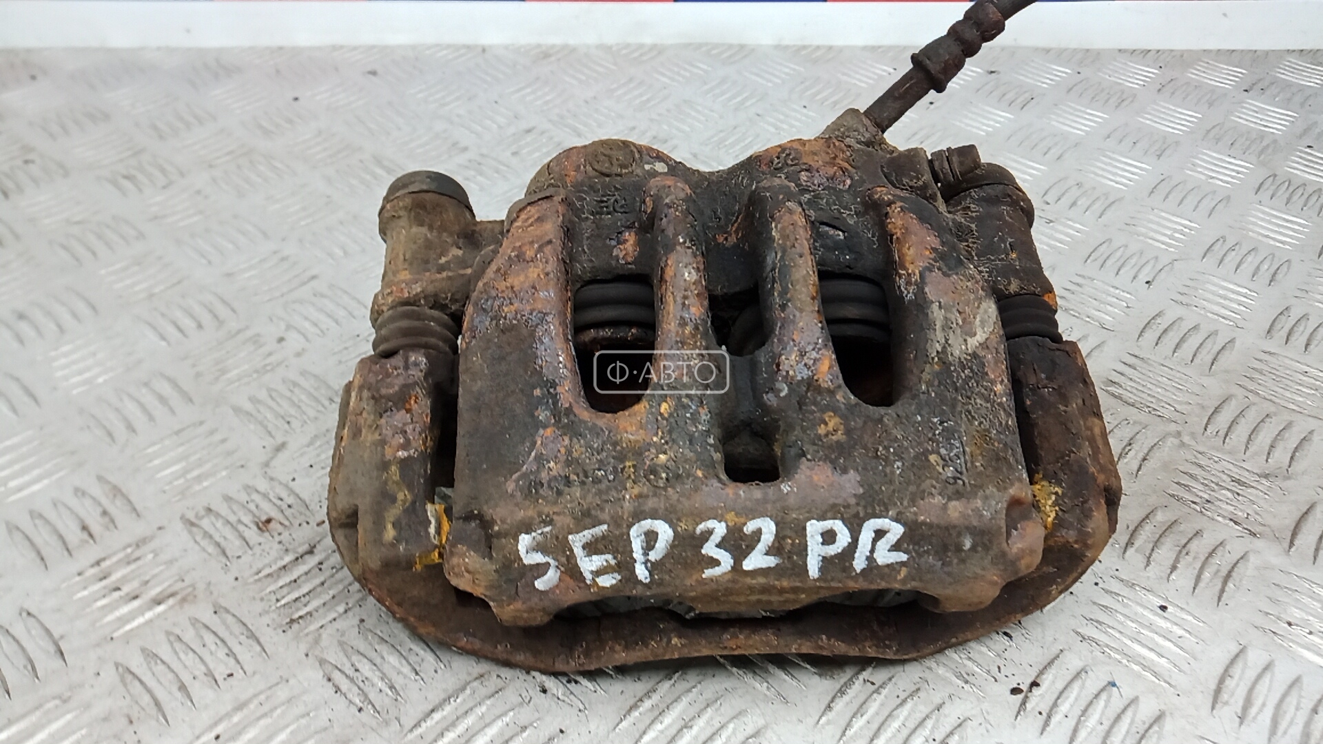 Суппорт тормозной передний правый