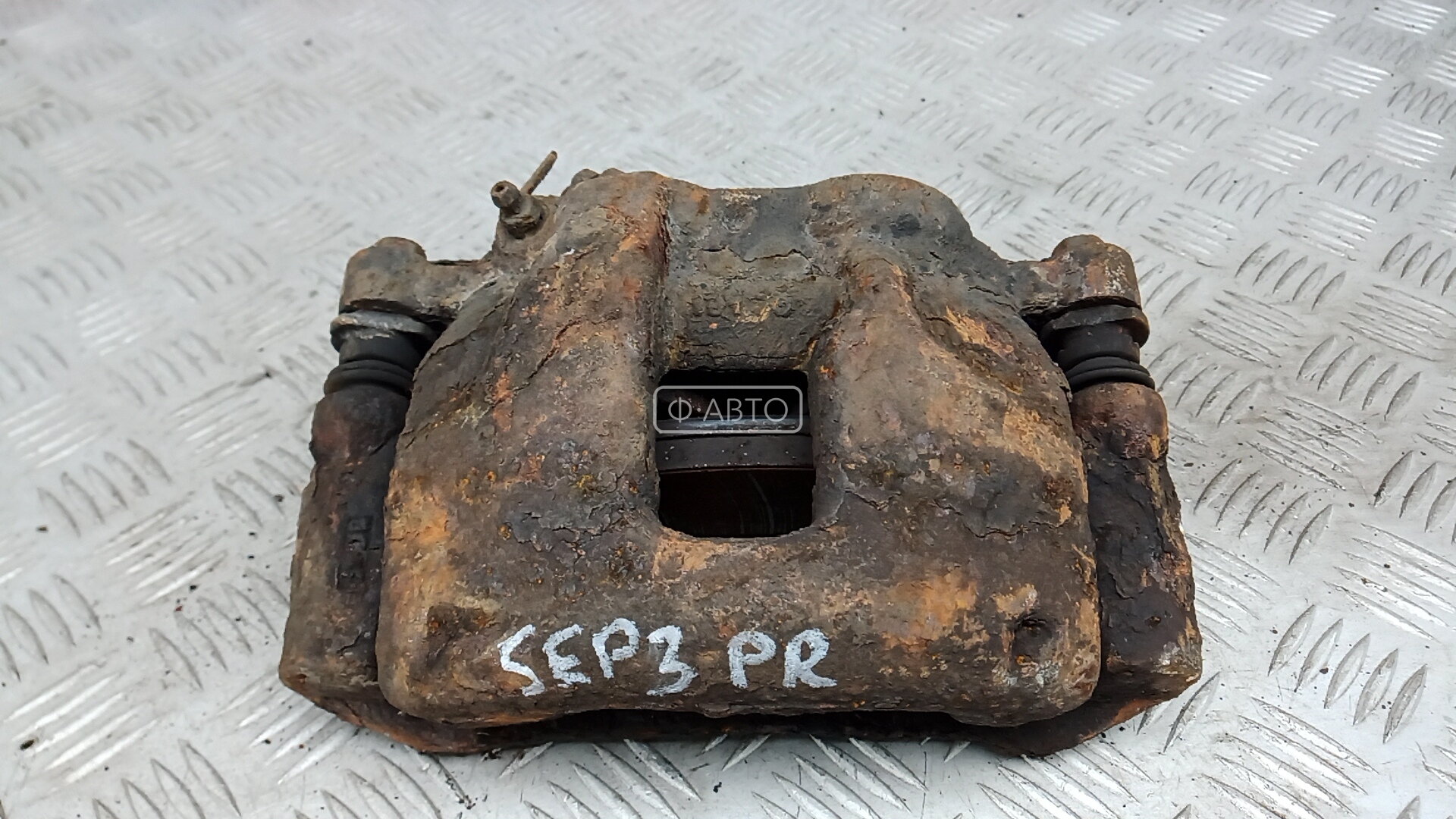 Суппорт тормозной передний правый