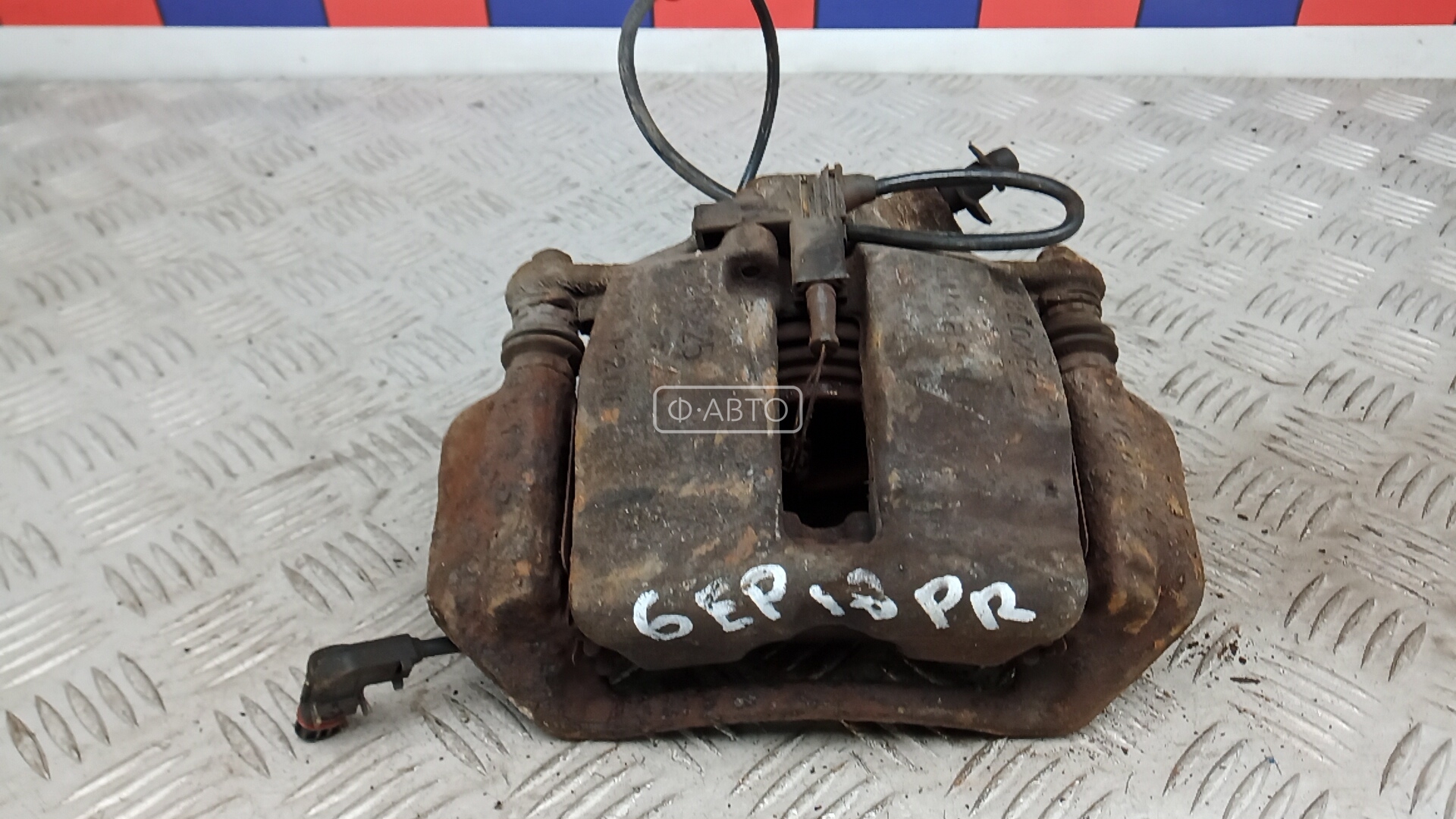 Суппорт тормозной передний правый