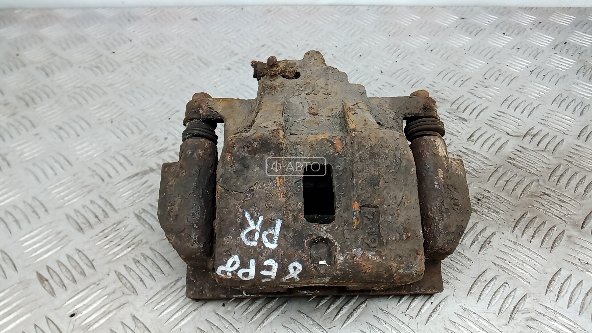 Суппорт тормозной передний правый