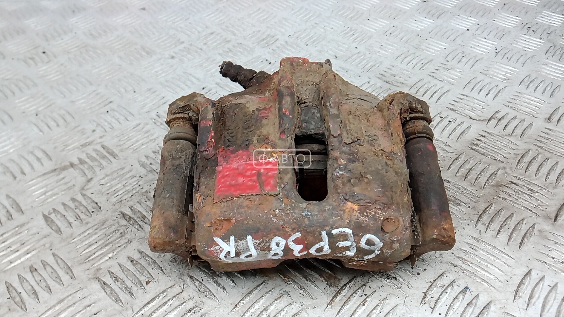 Суппорт тормозной передний правый