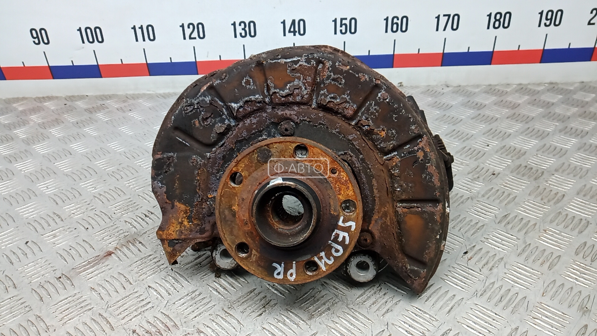 Ступица передняя правая