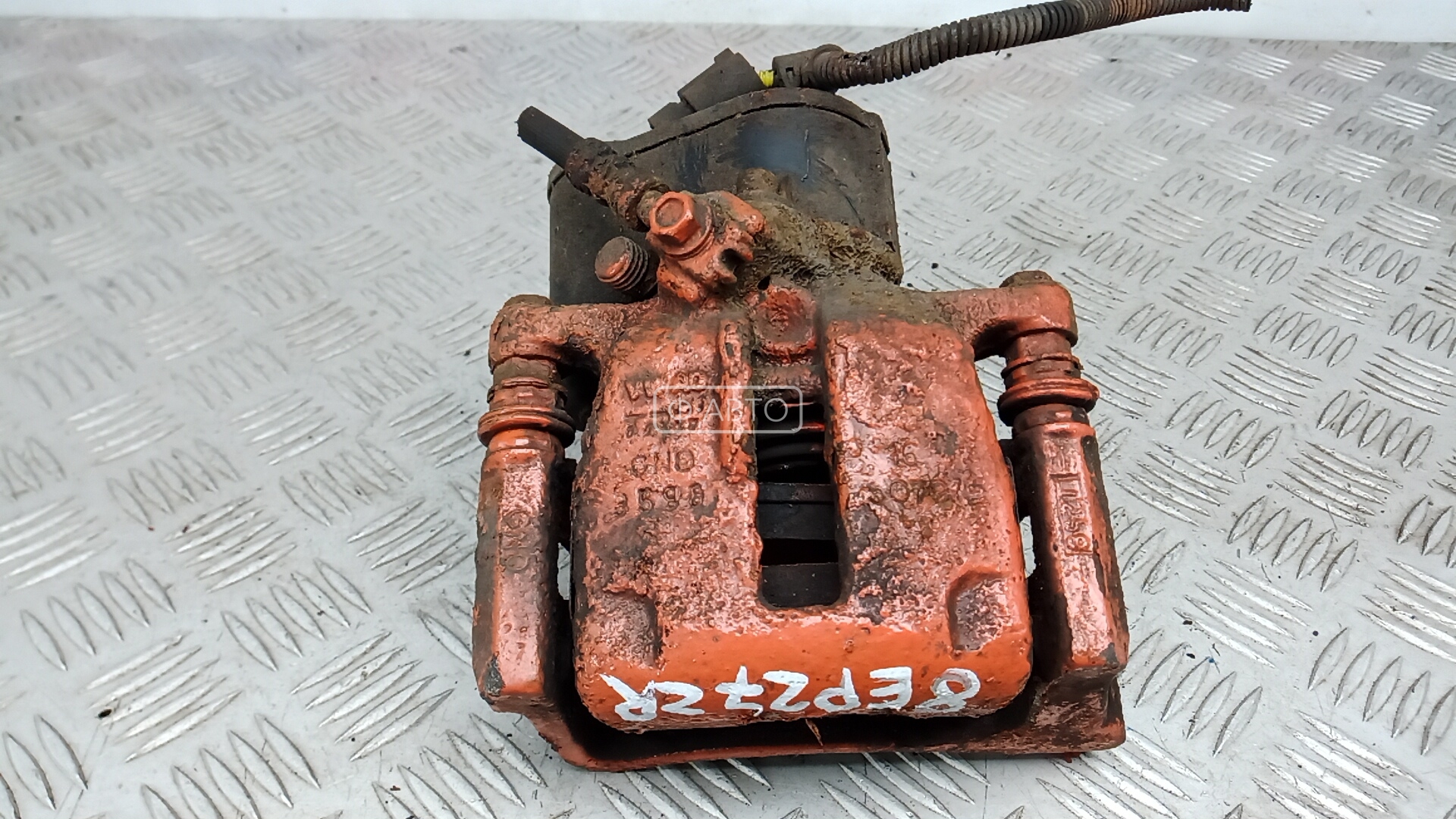 Суппорт тормозной задний правый