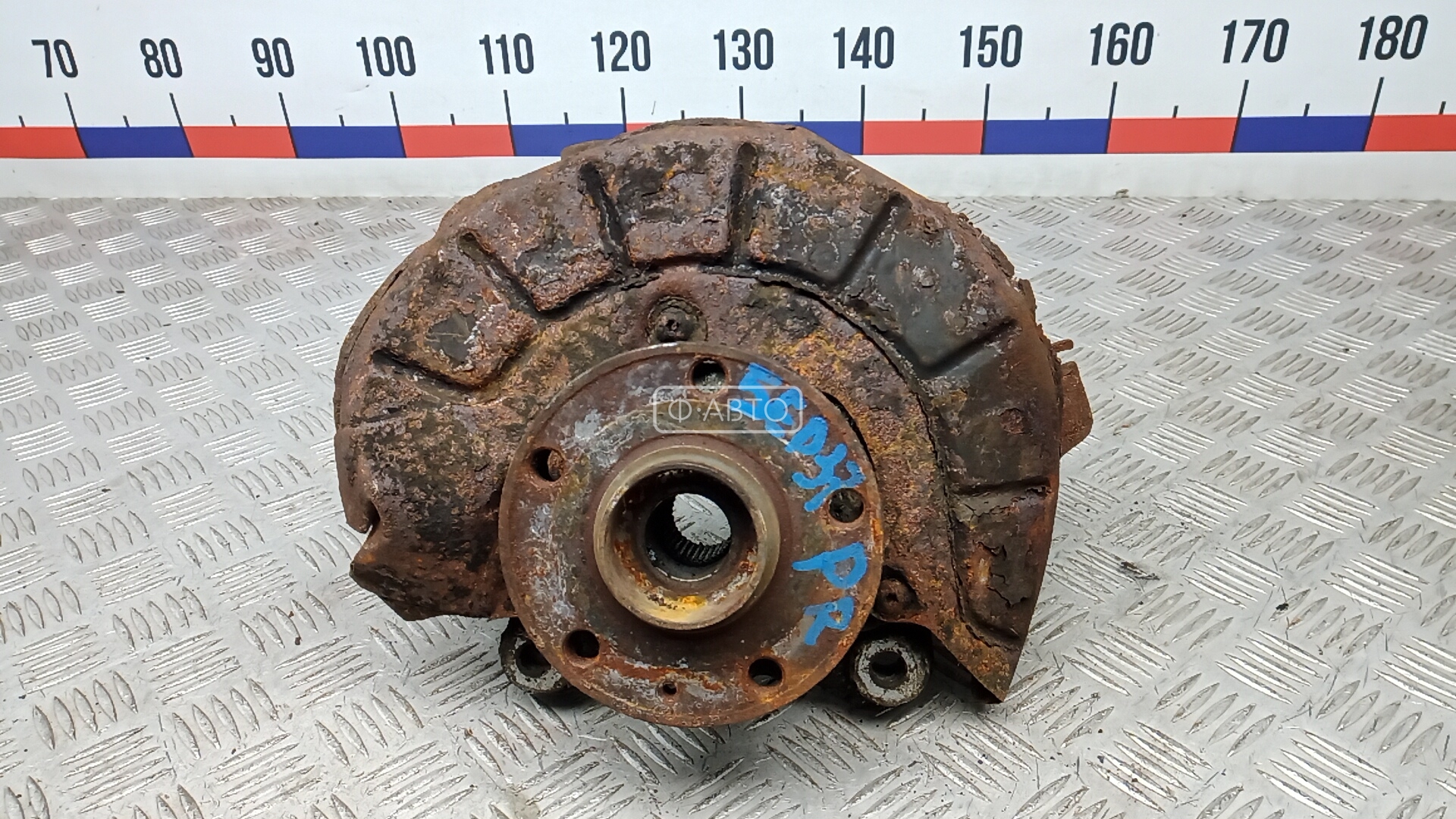 Ступица передняя правая