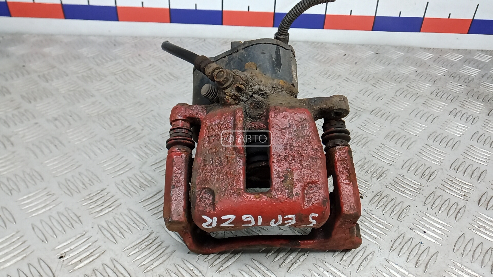 Суппорт тормозной задний правый