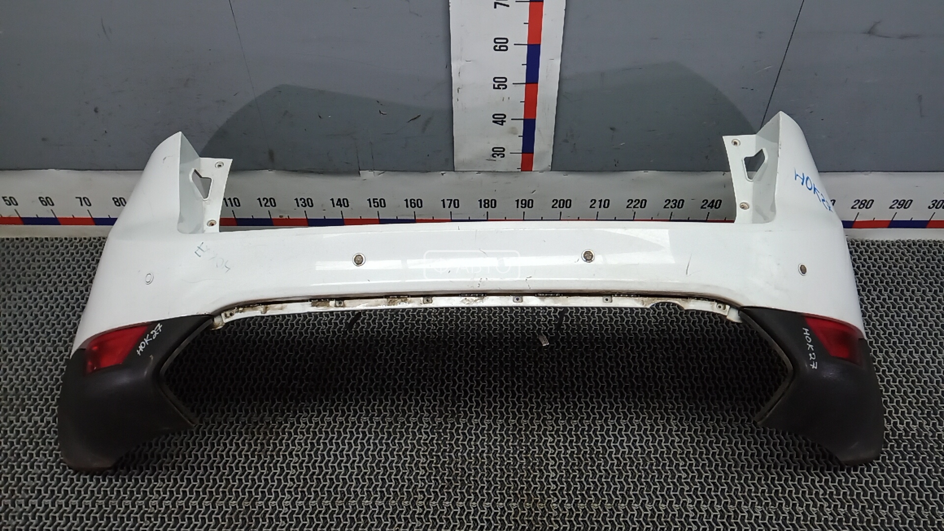 Бампер задний