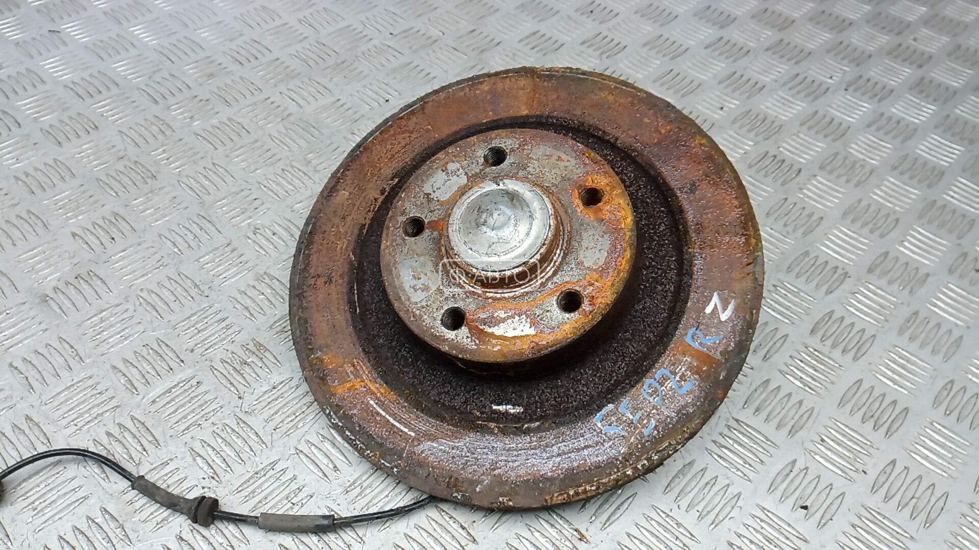 Ступица задняя правая